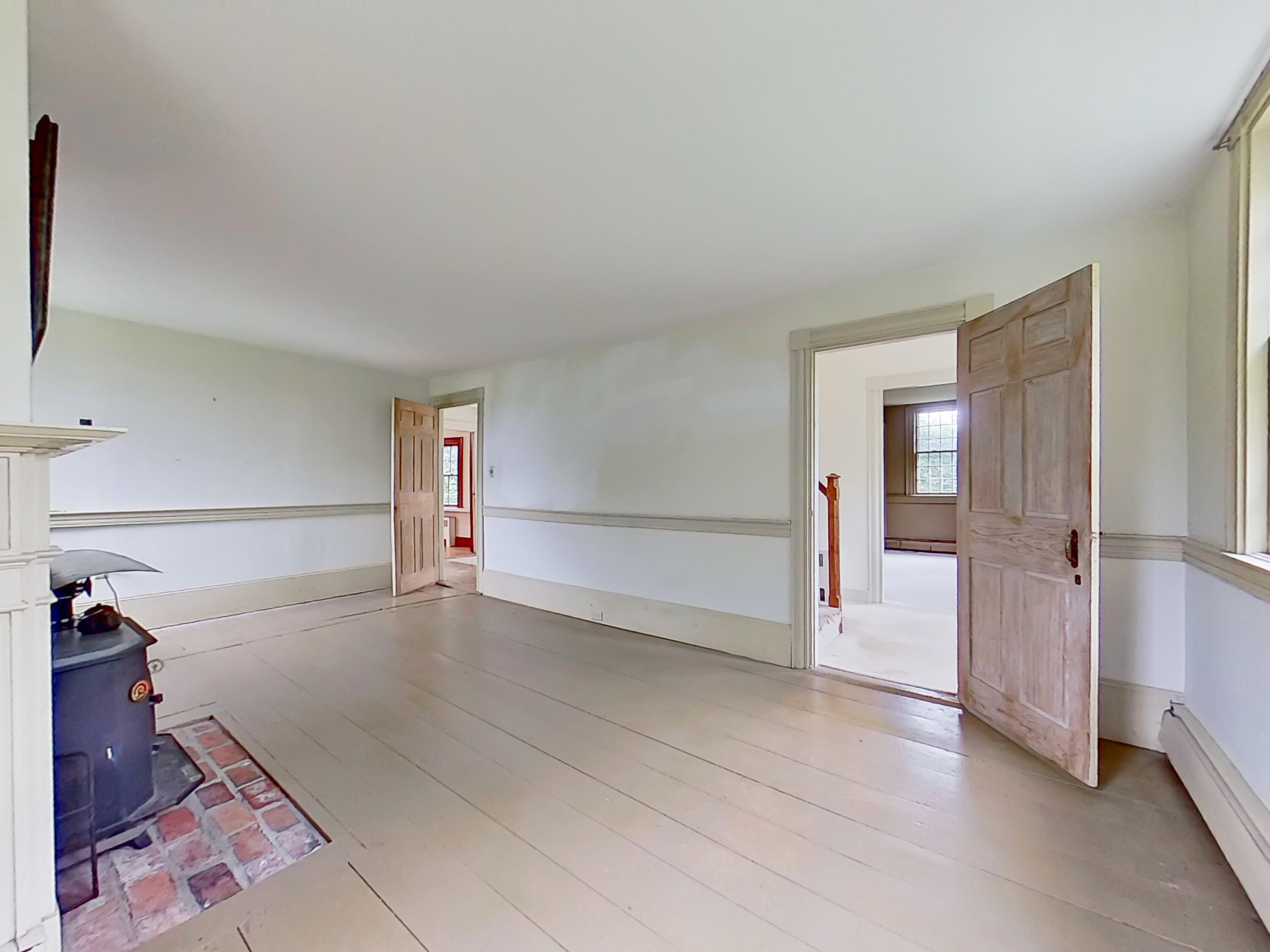 549 Litchfield Road