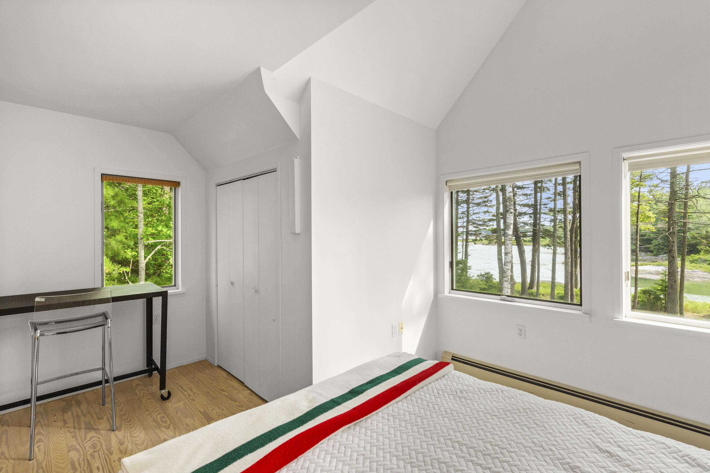 133 Scraggle Point Road