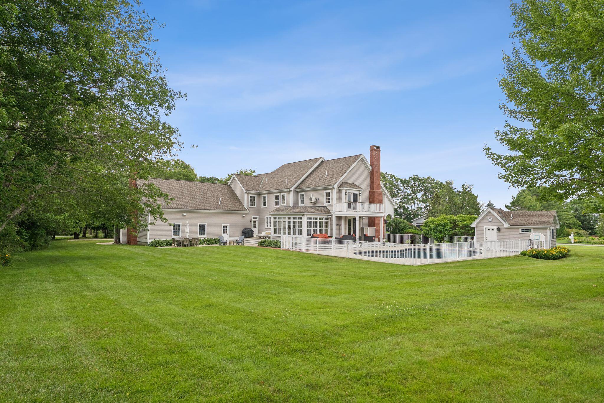 6 Ebb Tide Drive