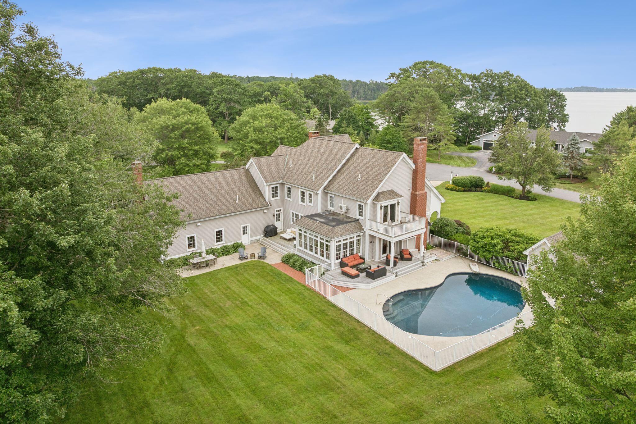 6 Ebb Tide Drive