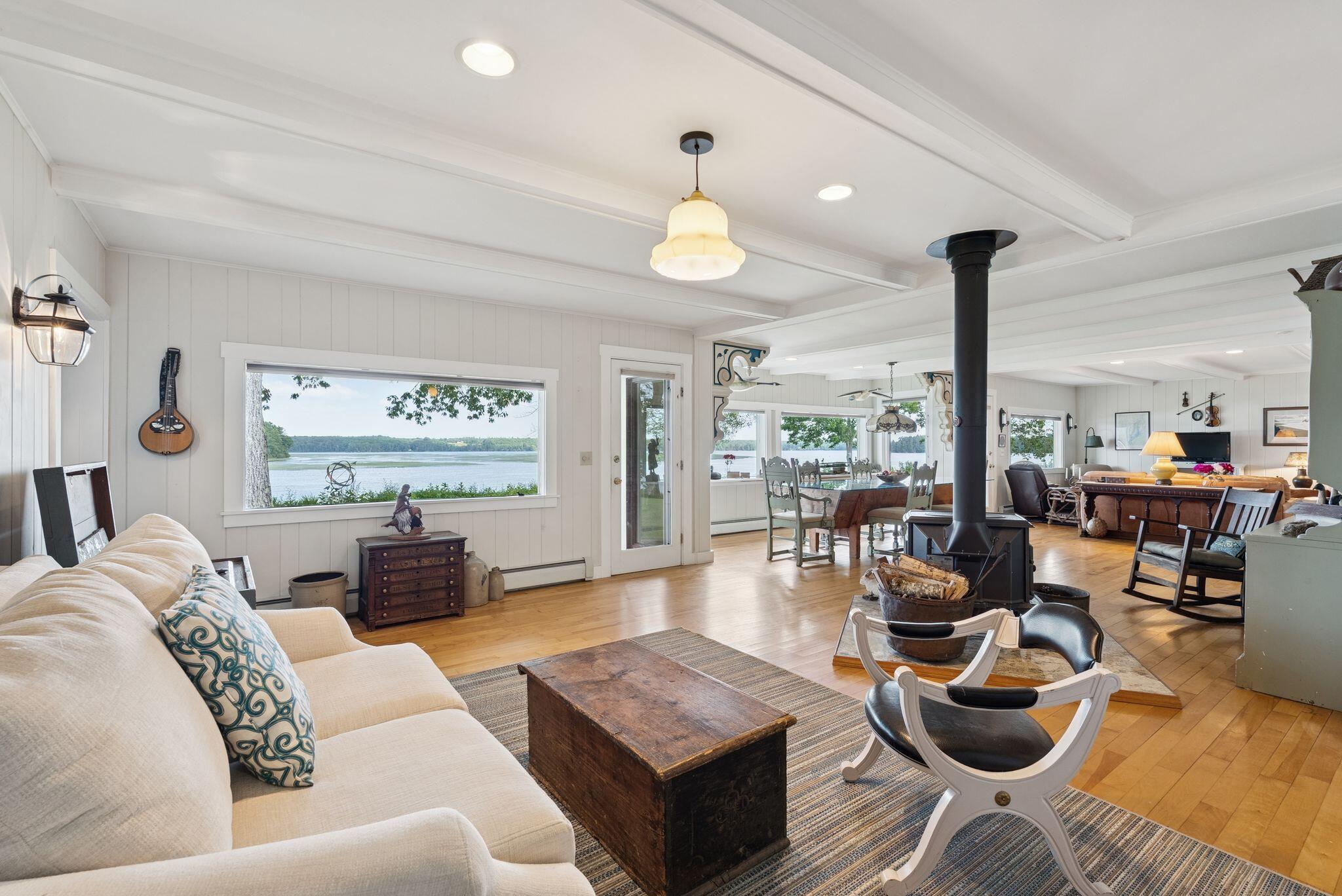 47 Island View Lane