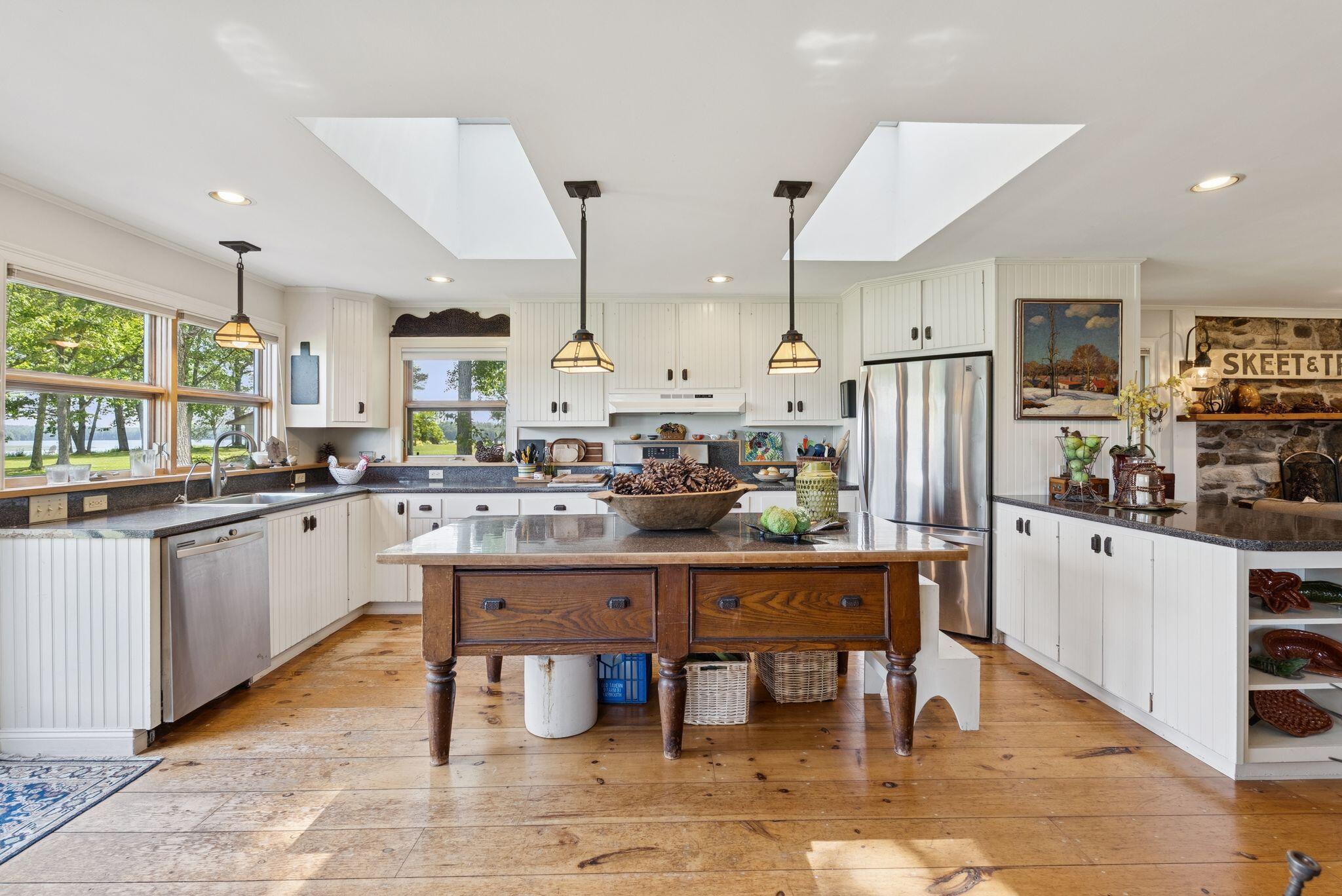 47 Island View Lane