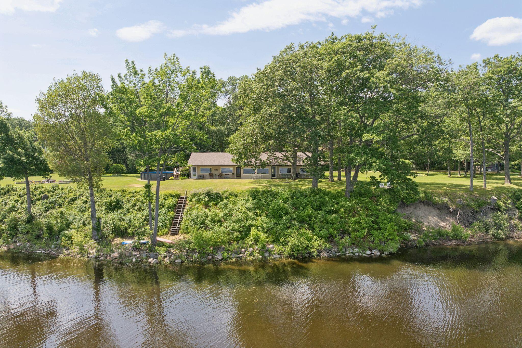 47 Island View Lane