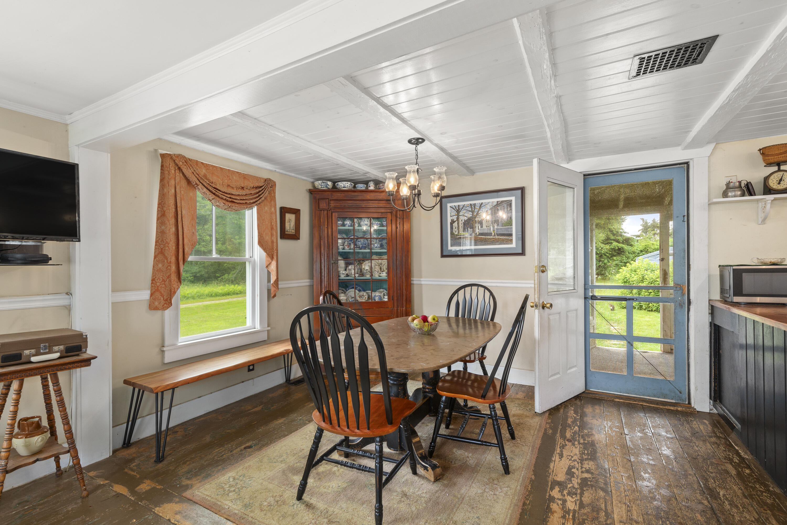 1056 Cape Jellison Road