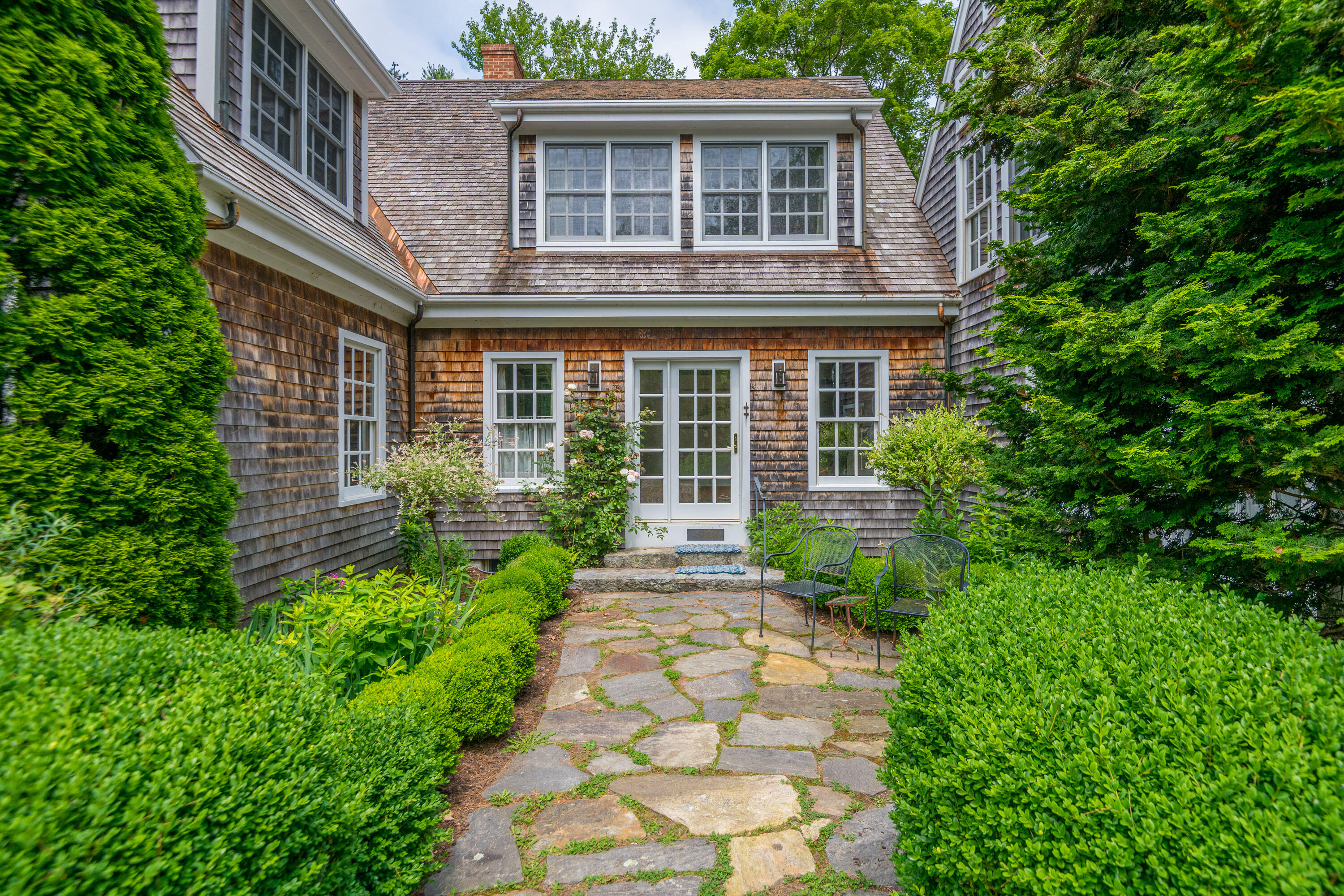 1 Half Moon Cove Road