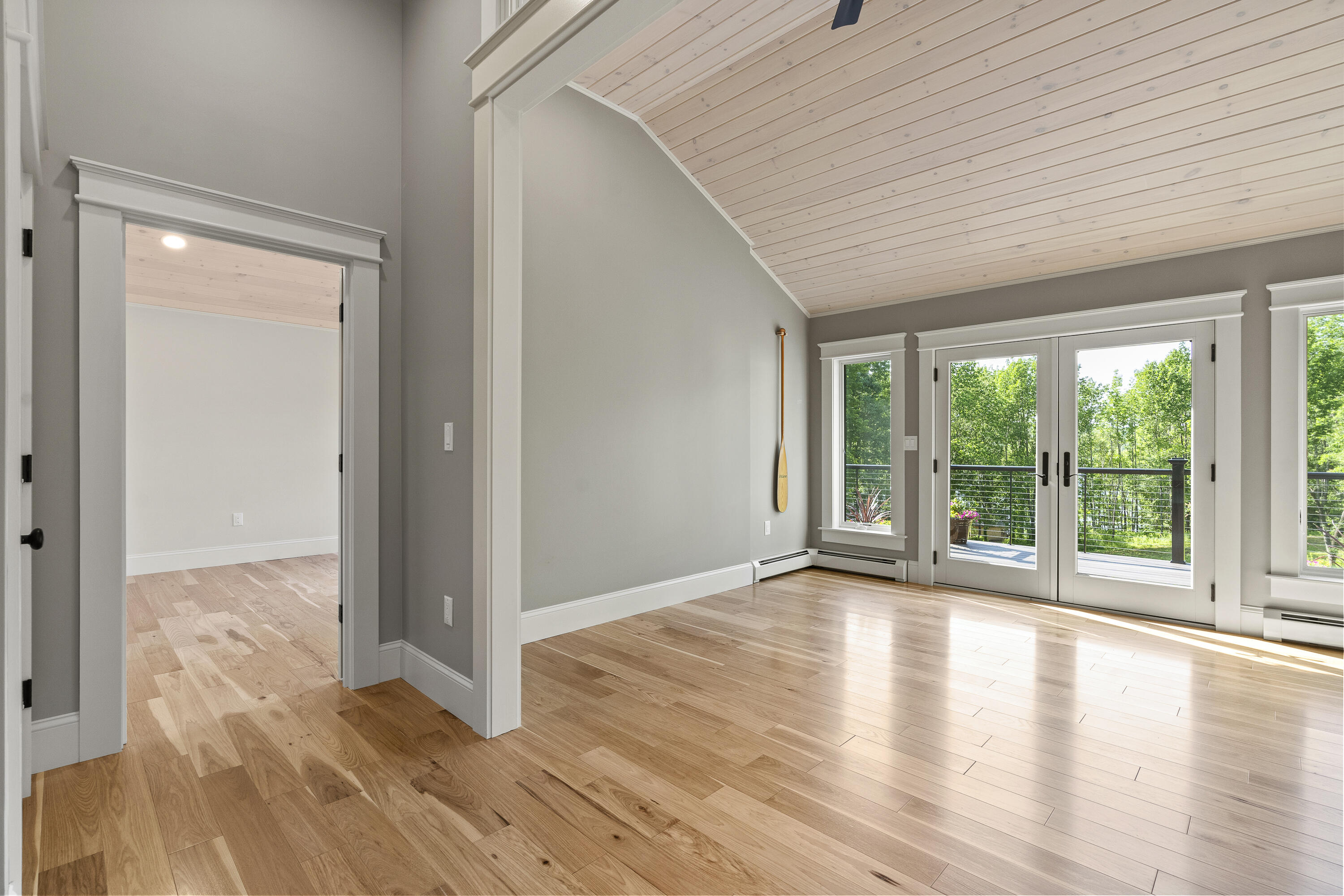 862 W Neck Road
