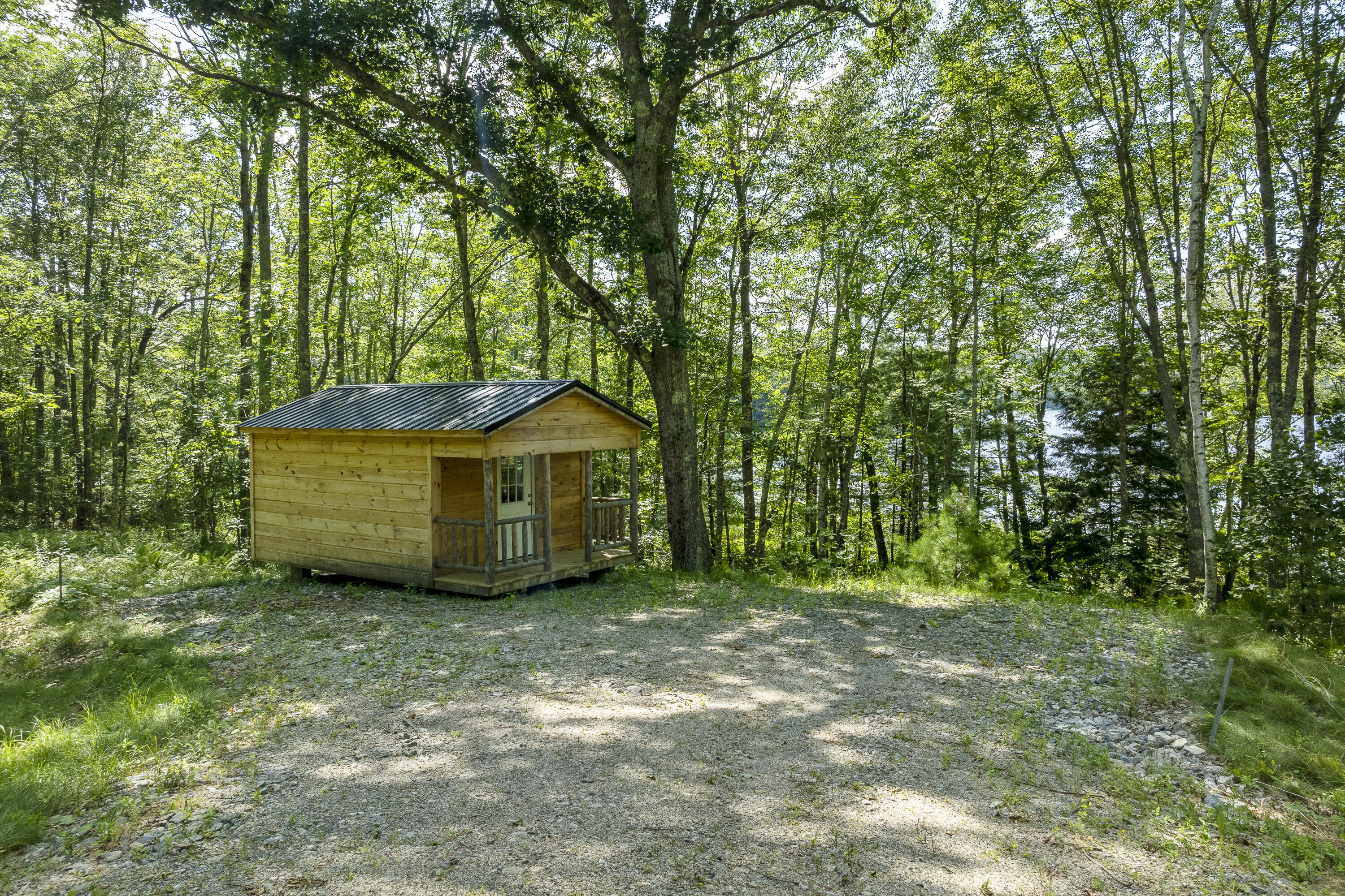 862 W Neck Road
