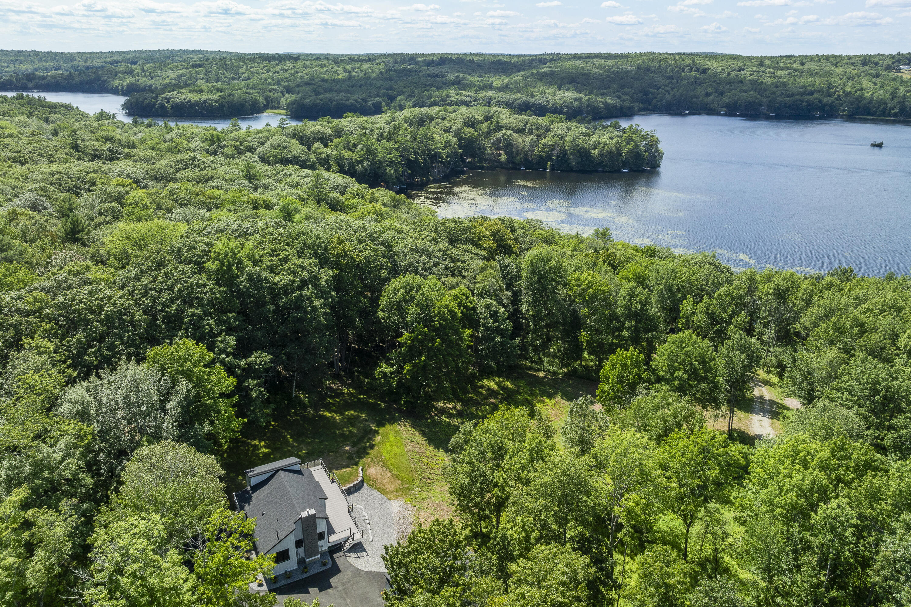 862 W Neck Road