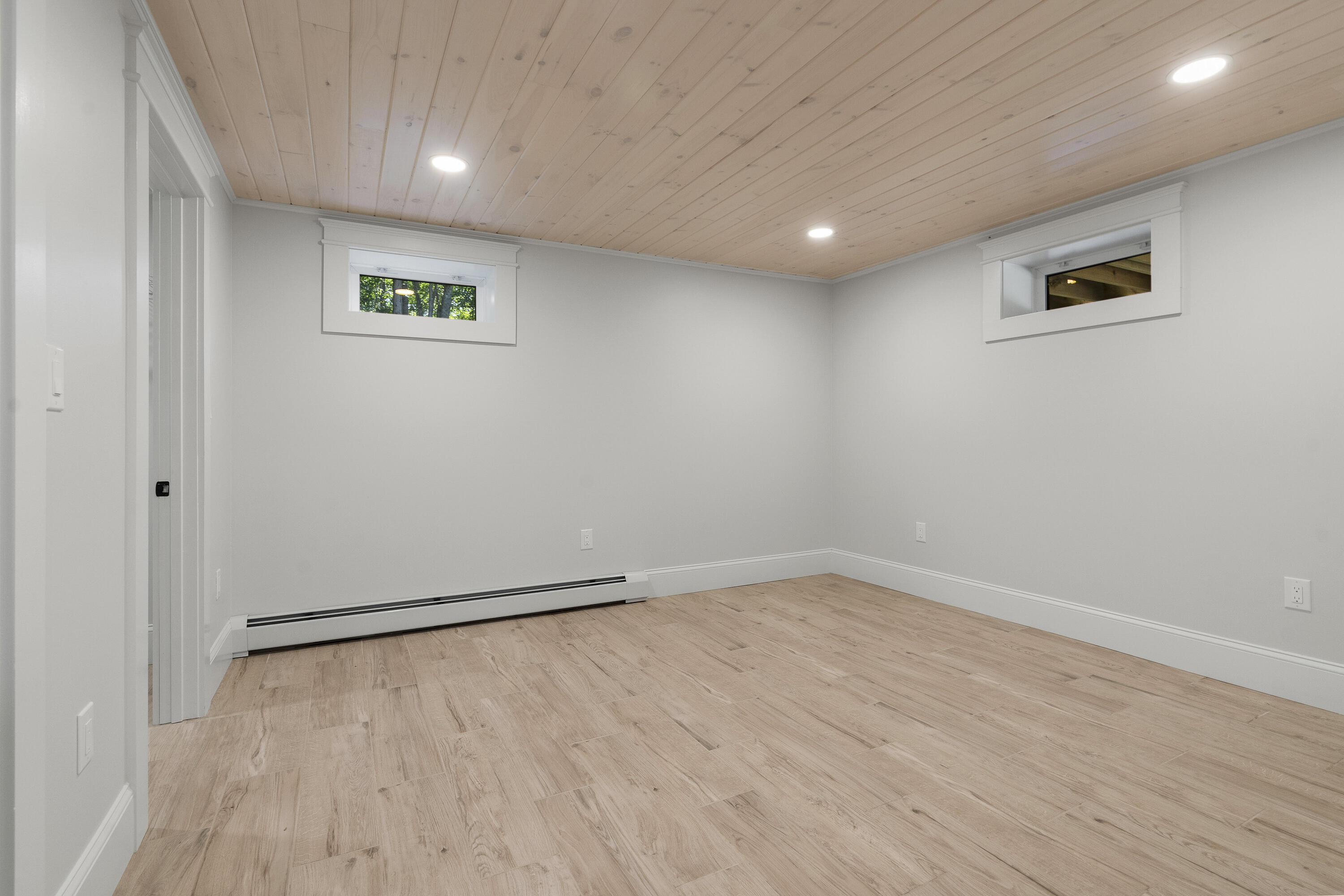 862 W Neck Road