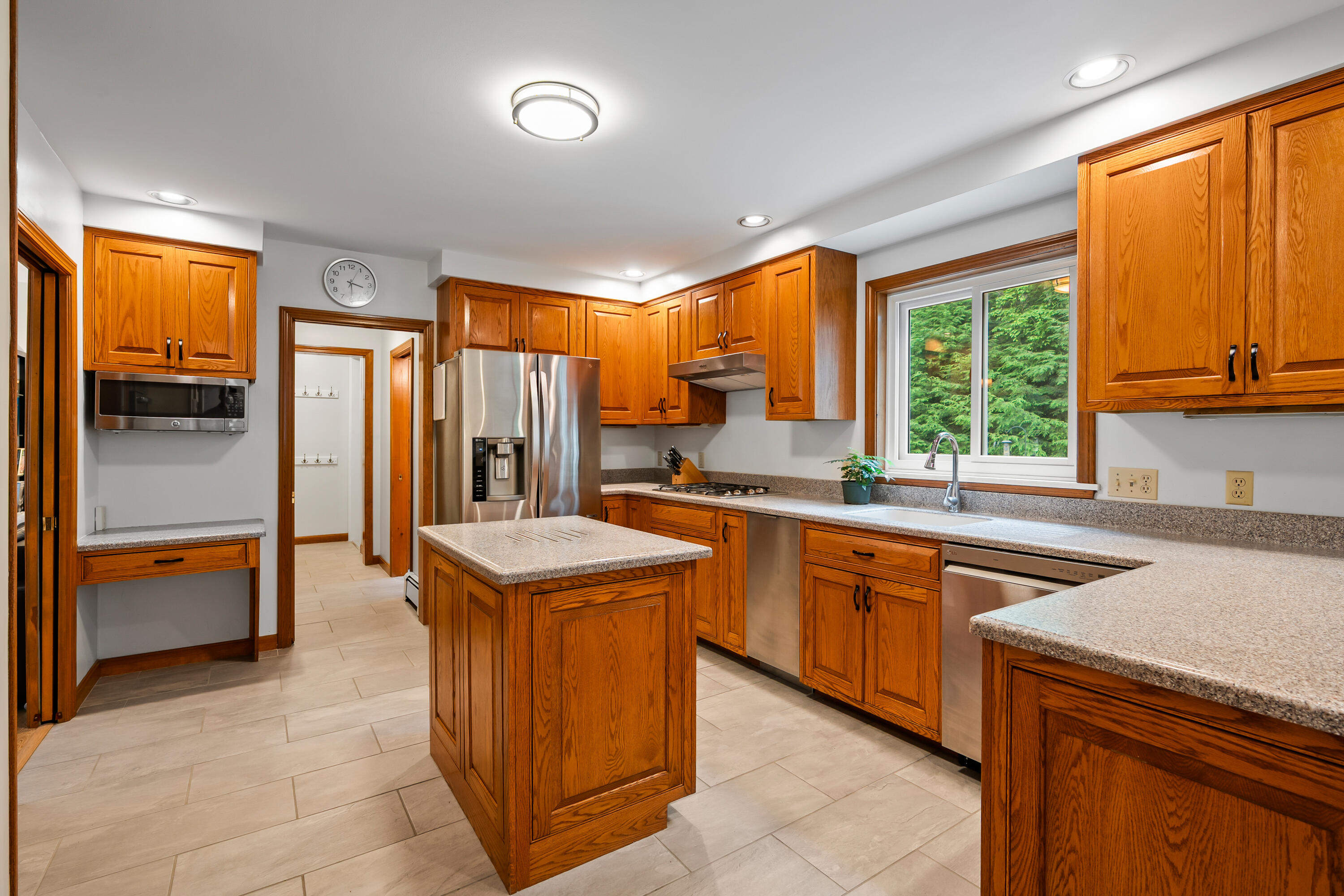 126 Applecrest Drive