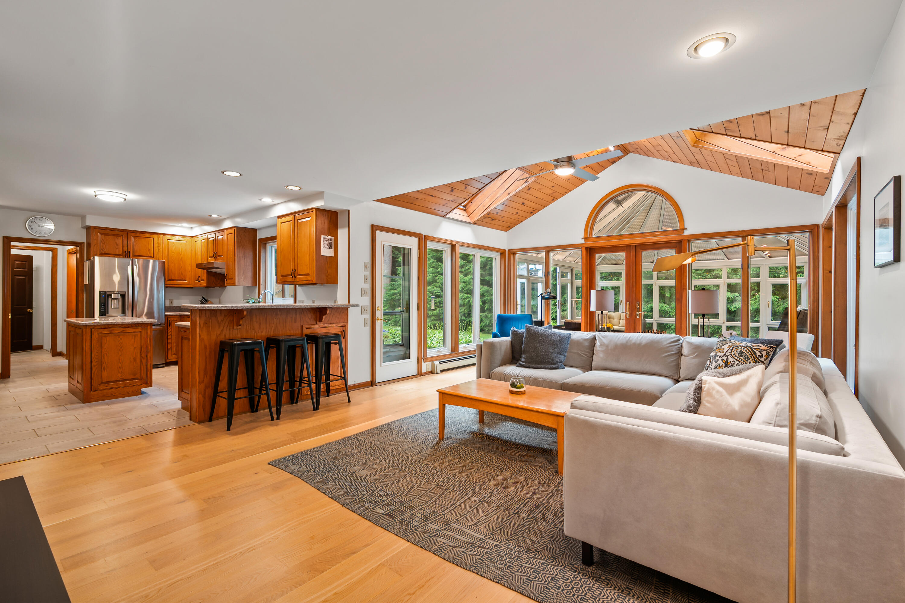 126 Applecrest Drive