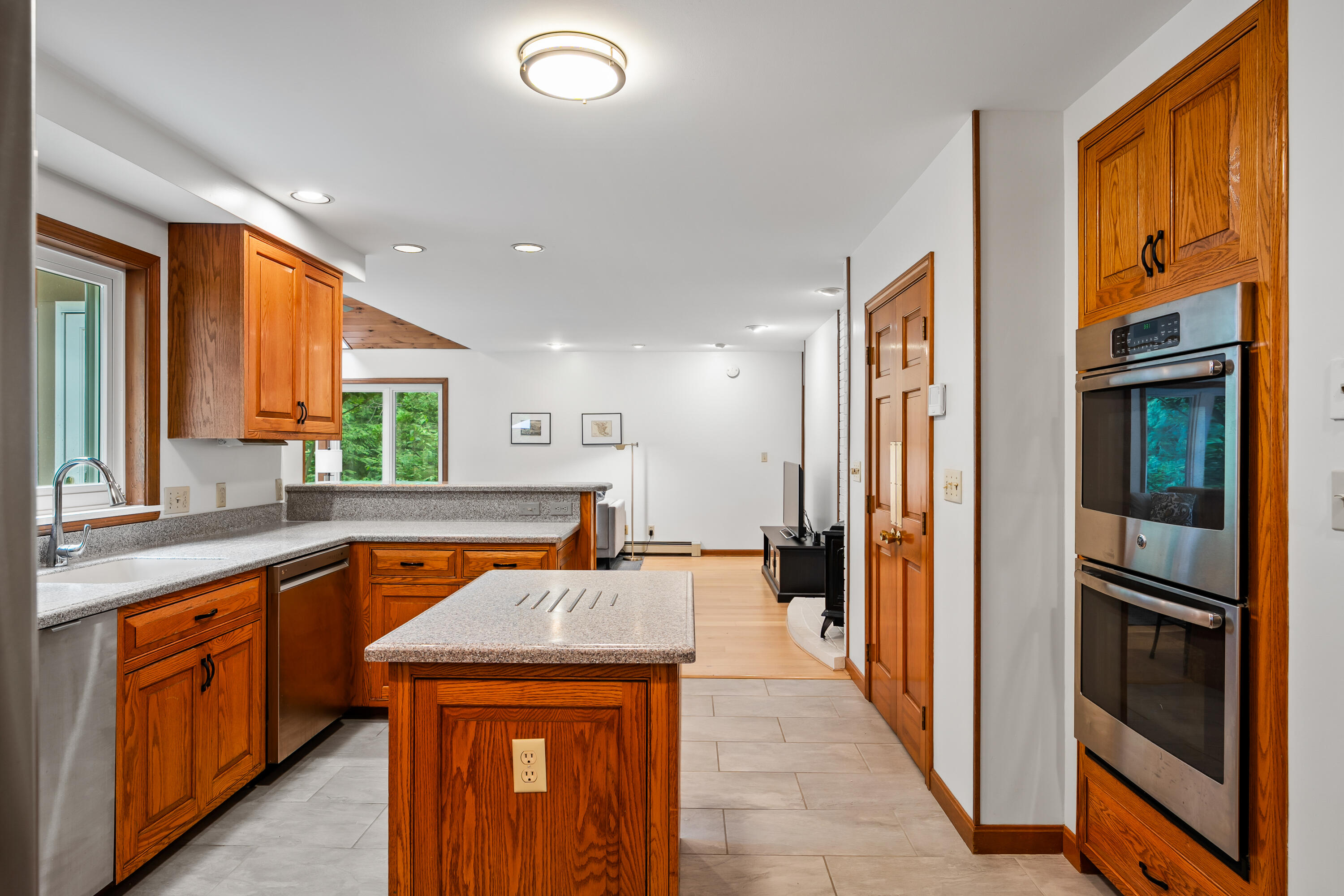 126 Applecrest Drive