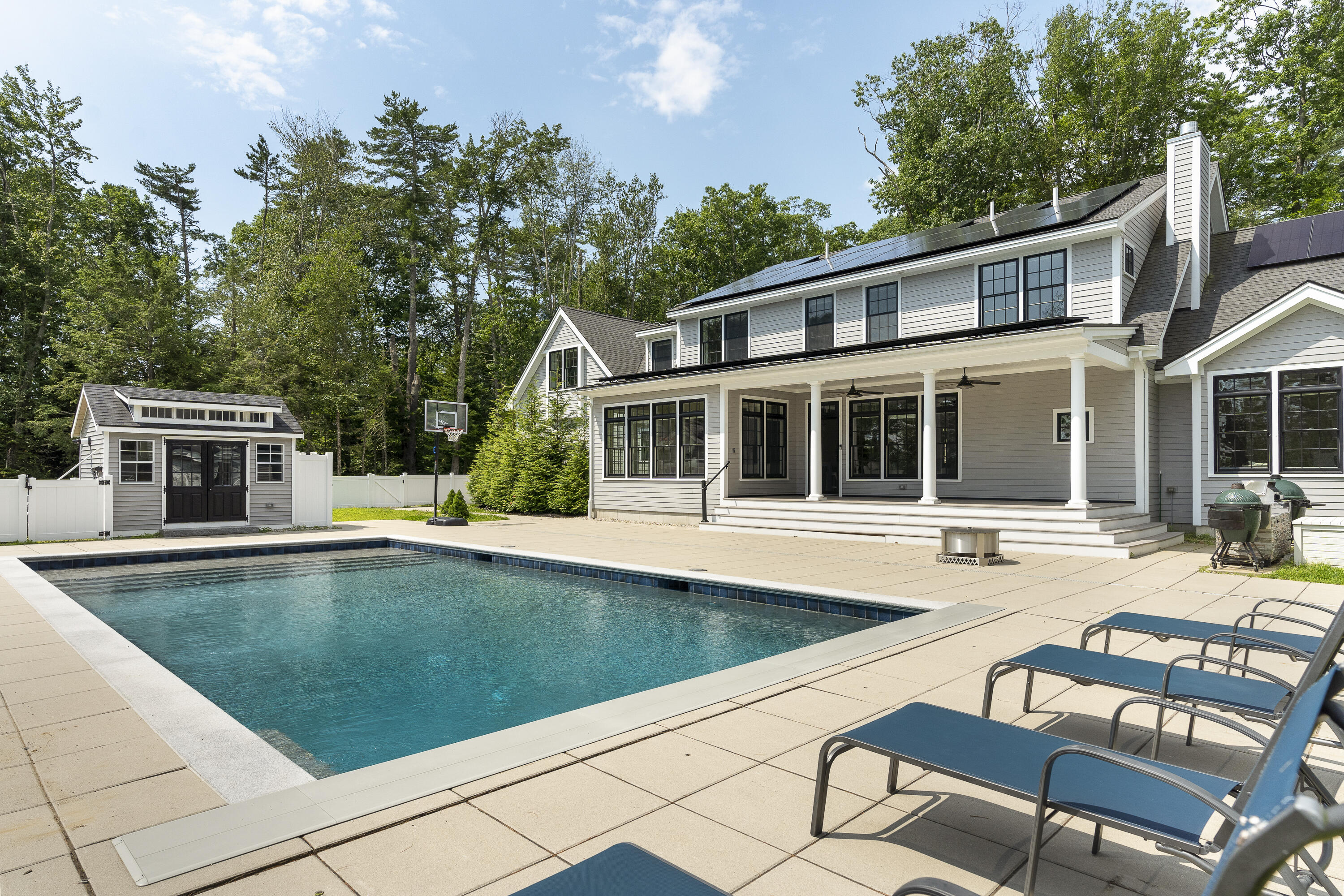 9 Bayview Drive