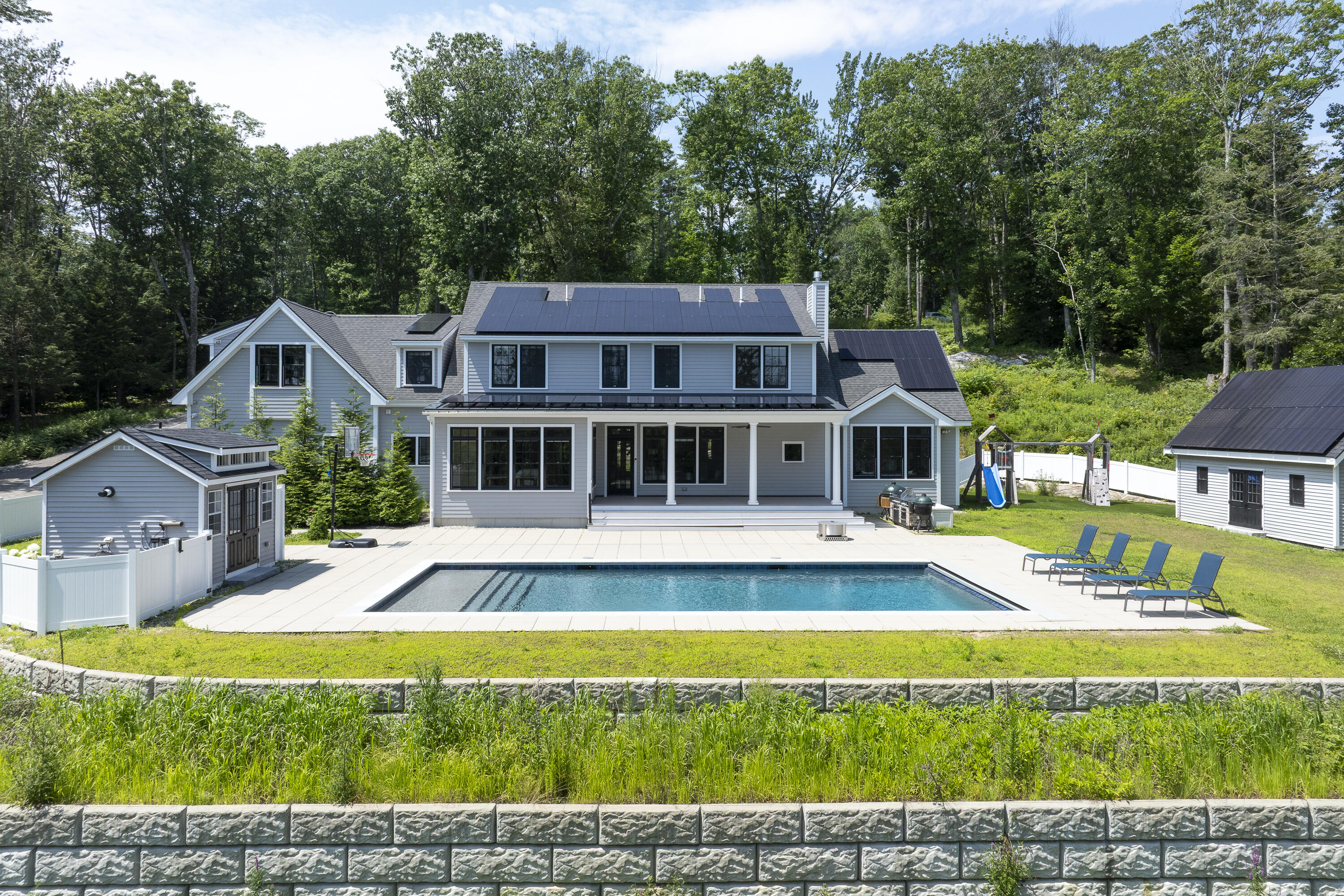 9 Bayview Drive