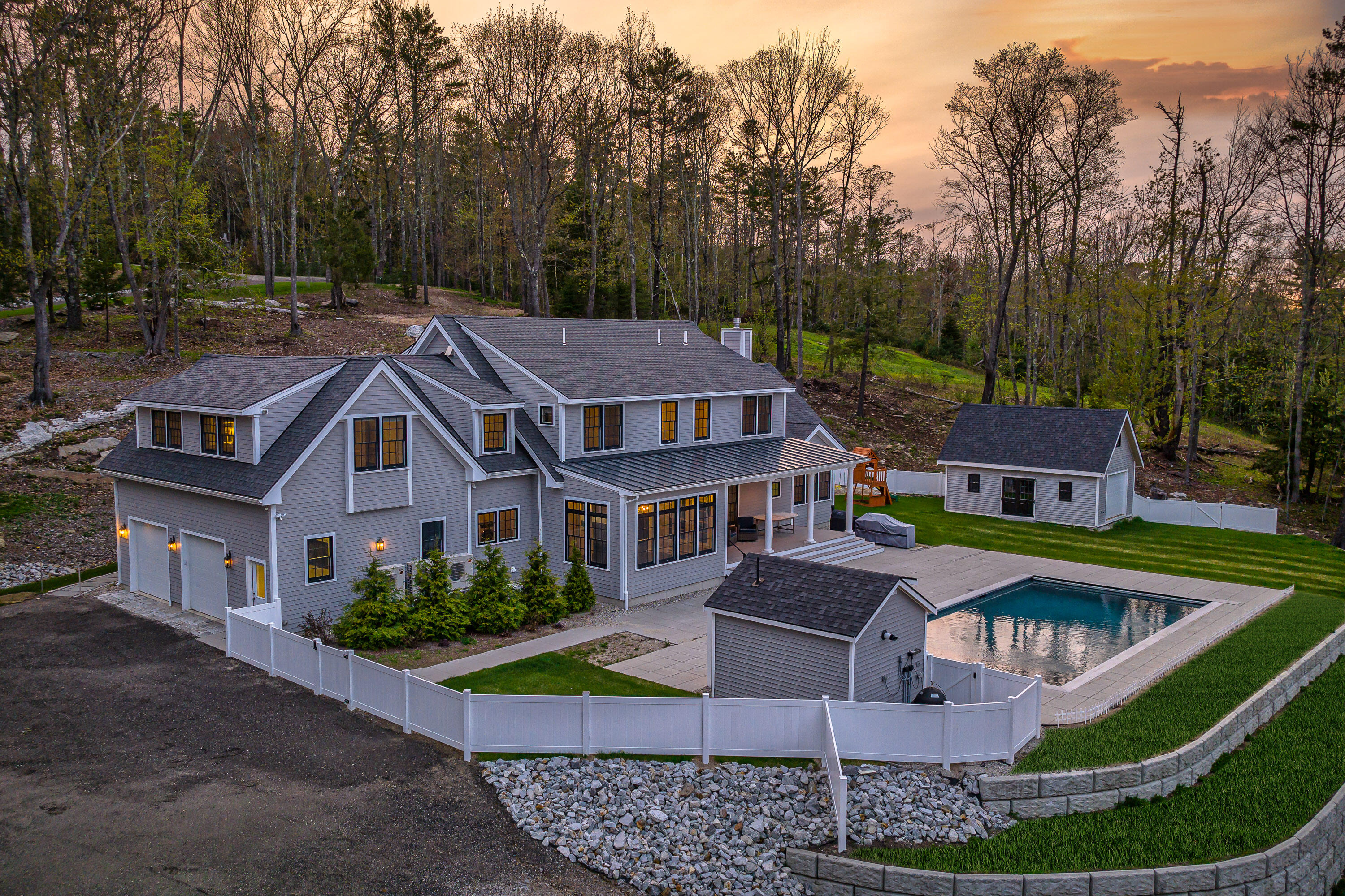 9 Bayview Drive