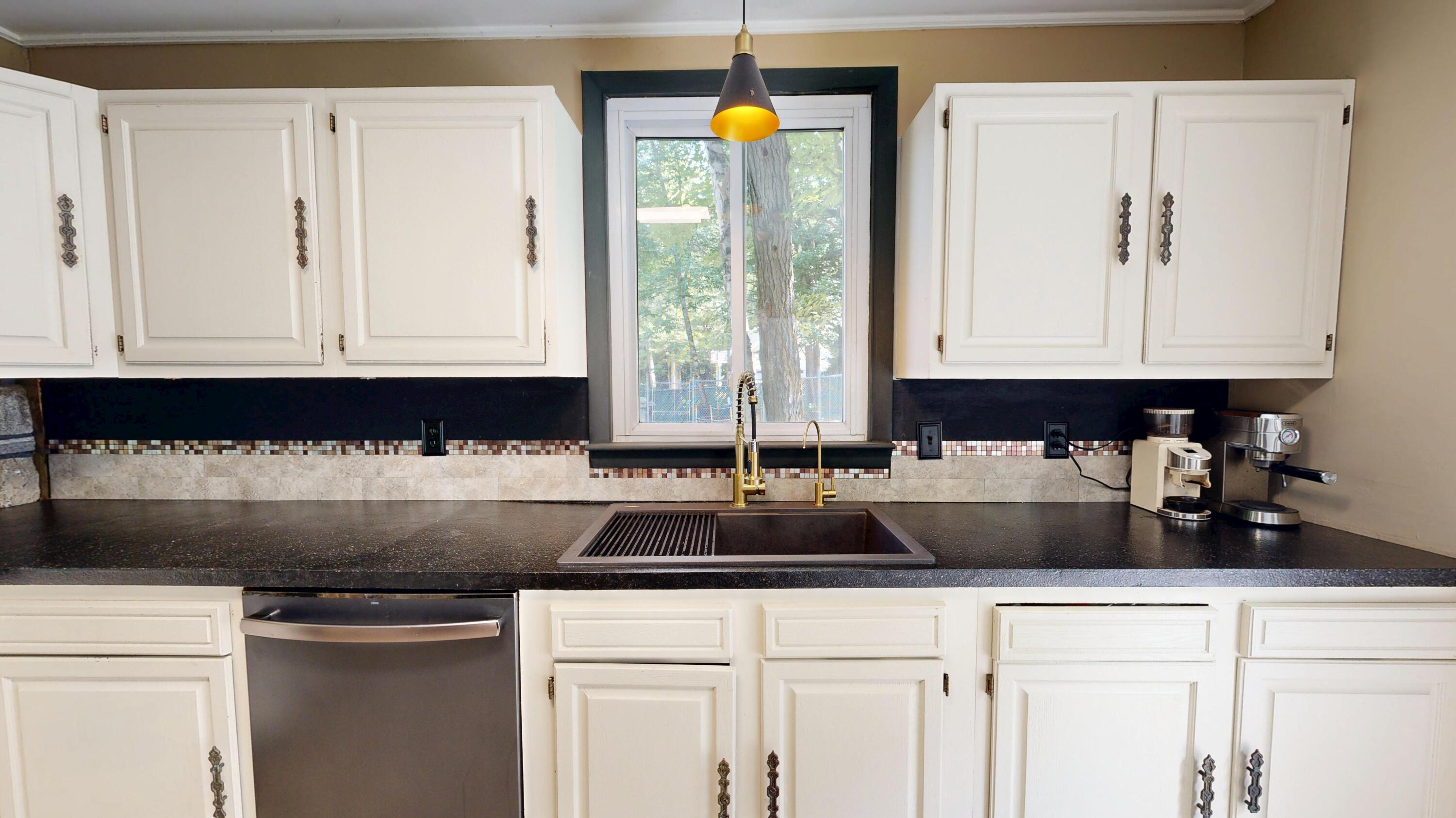 323 Bakerstown Road
