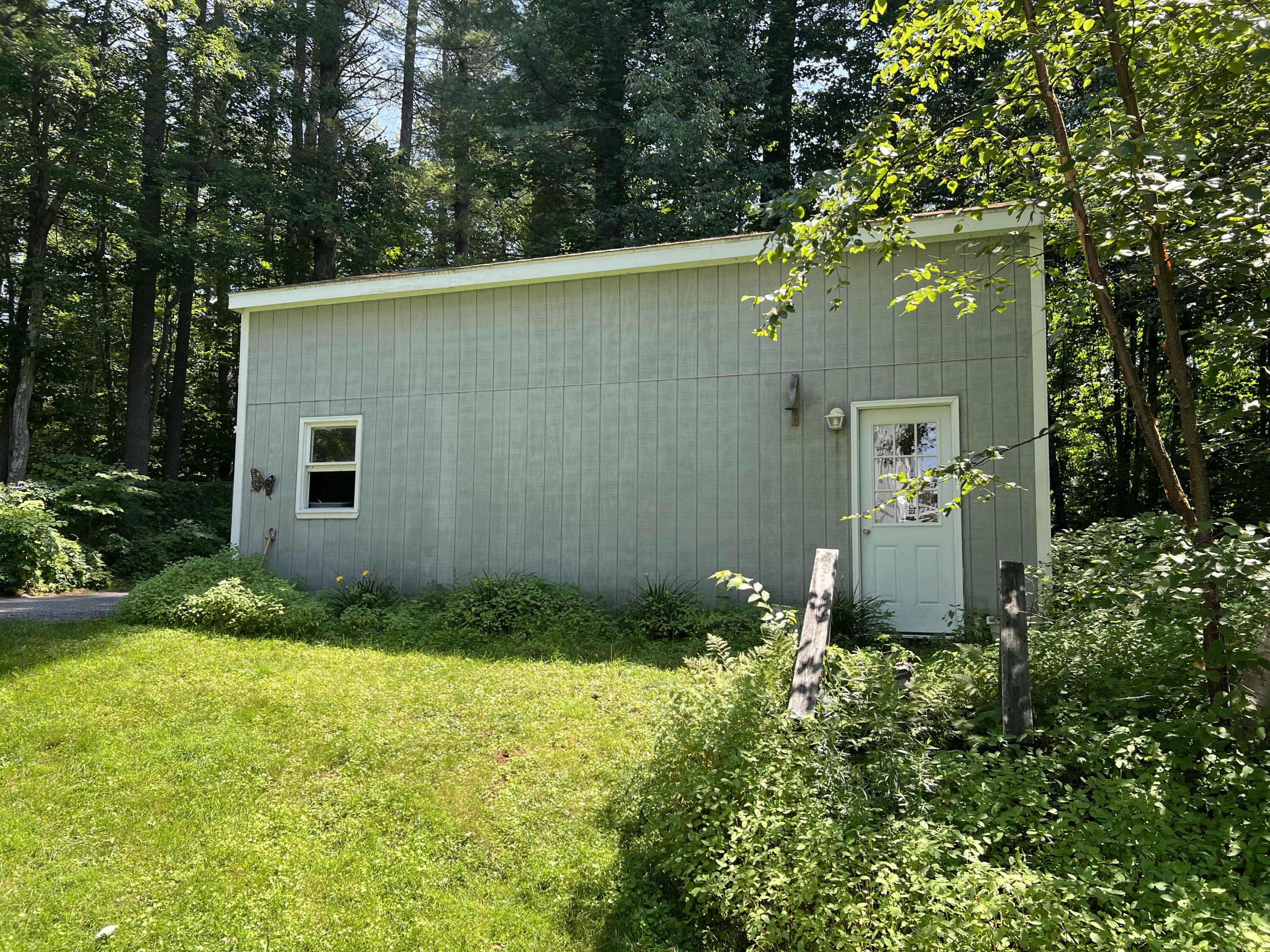 323 Bakerstown Road