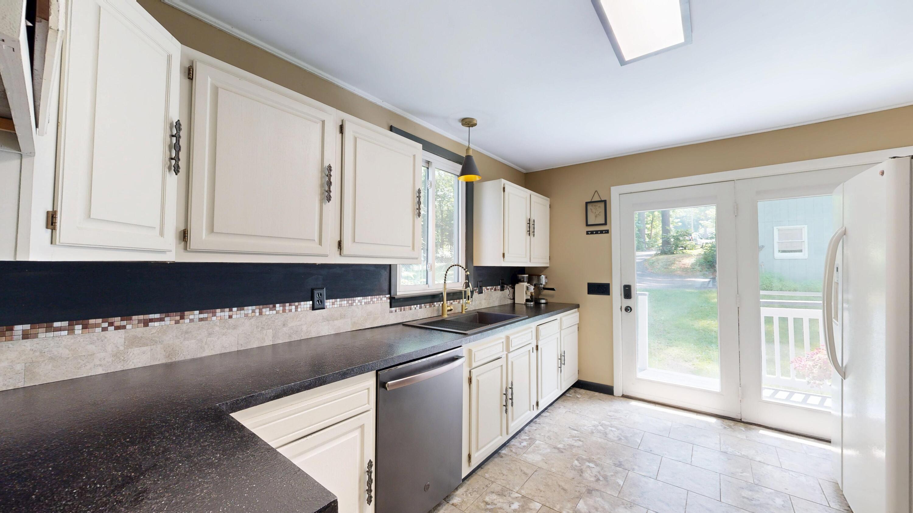 323 Bakerstown Road