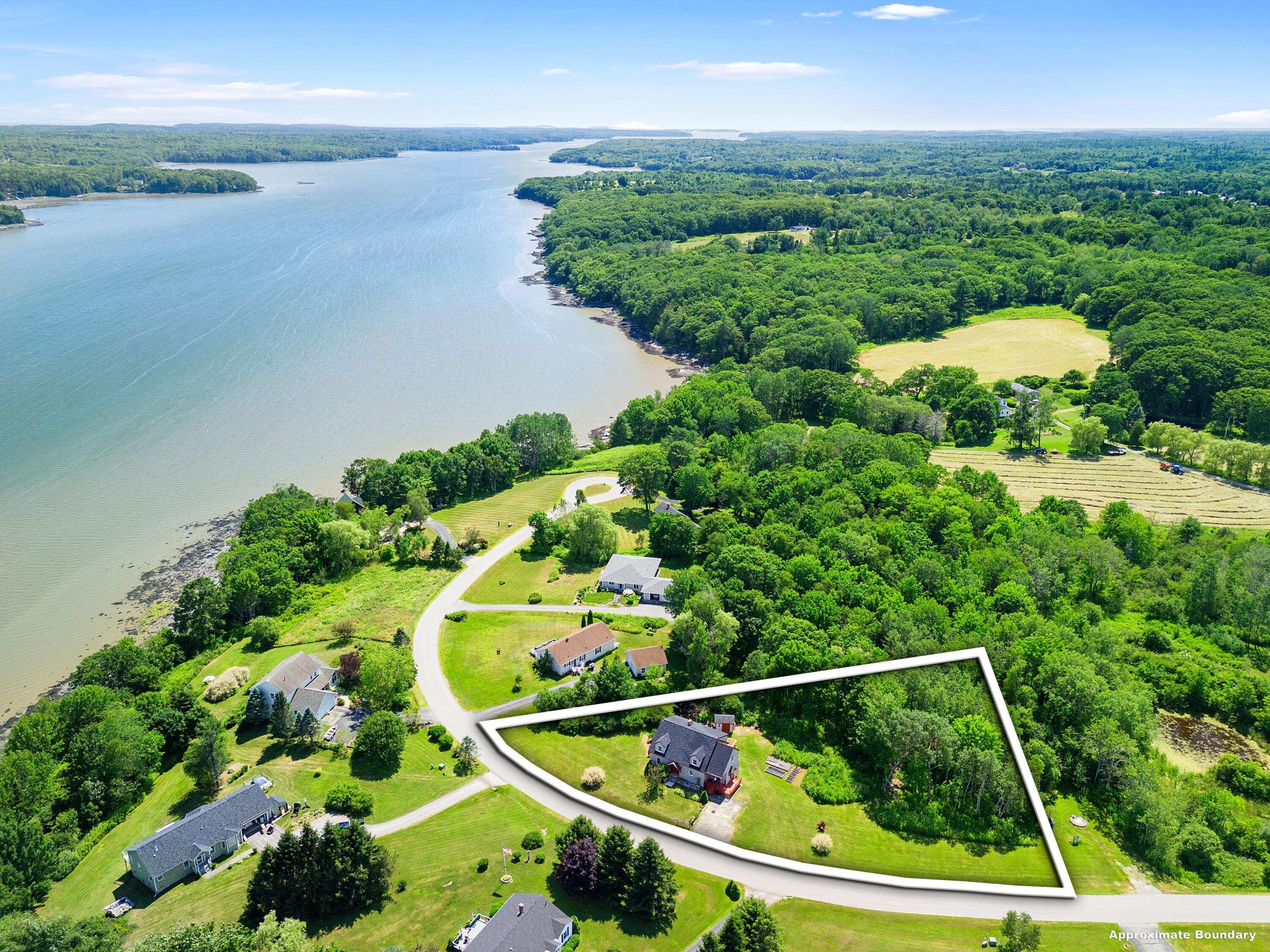 53 Bobolink Lane