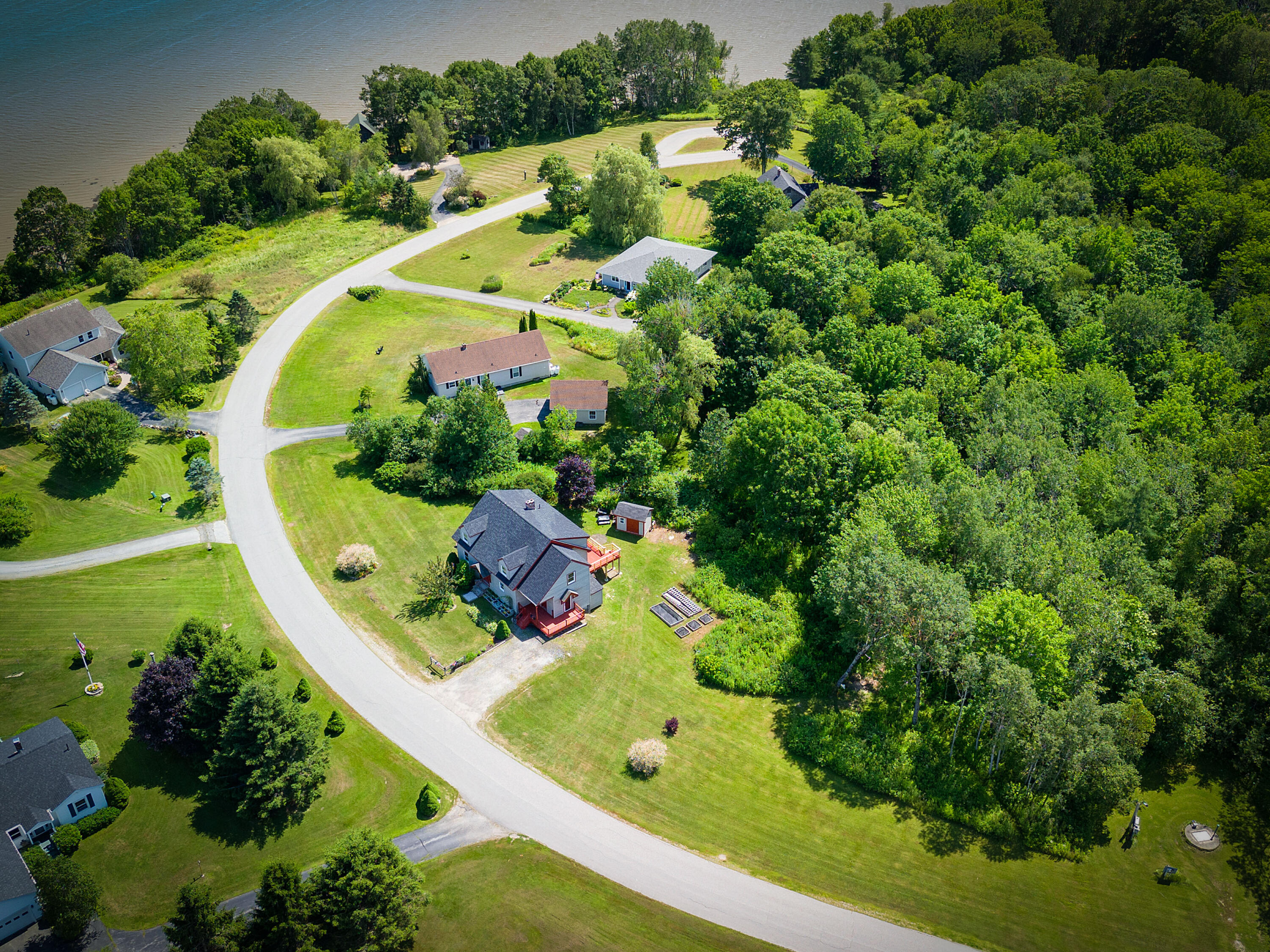 53 Bobolink Lane