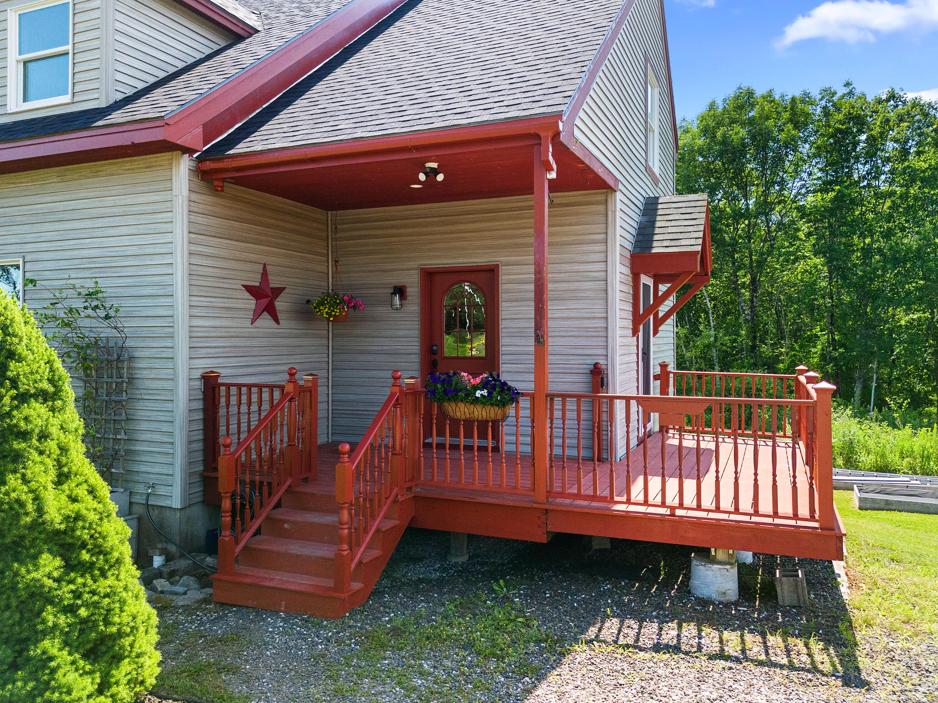 53 Bobolink Lane