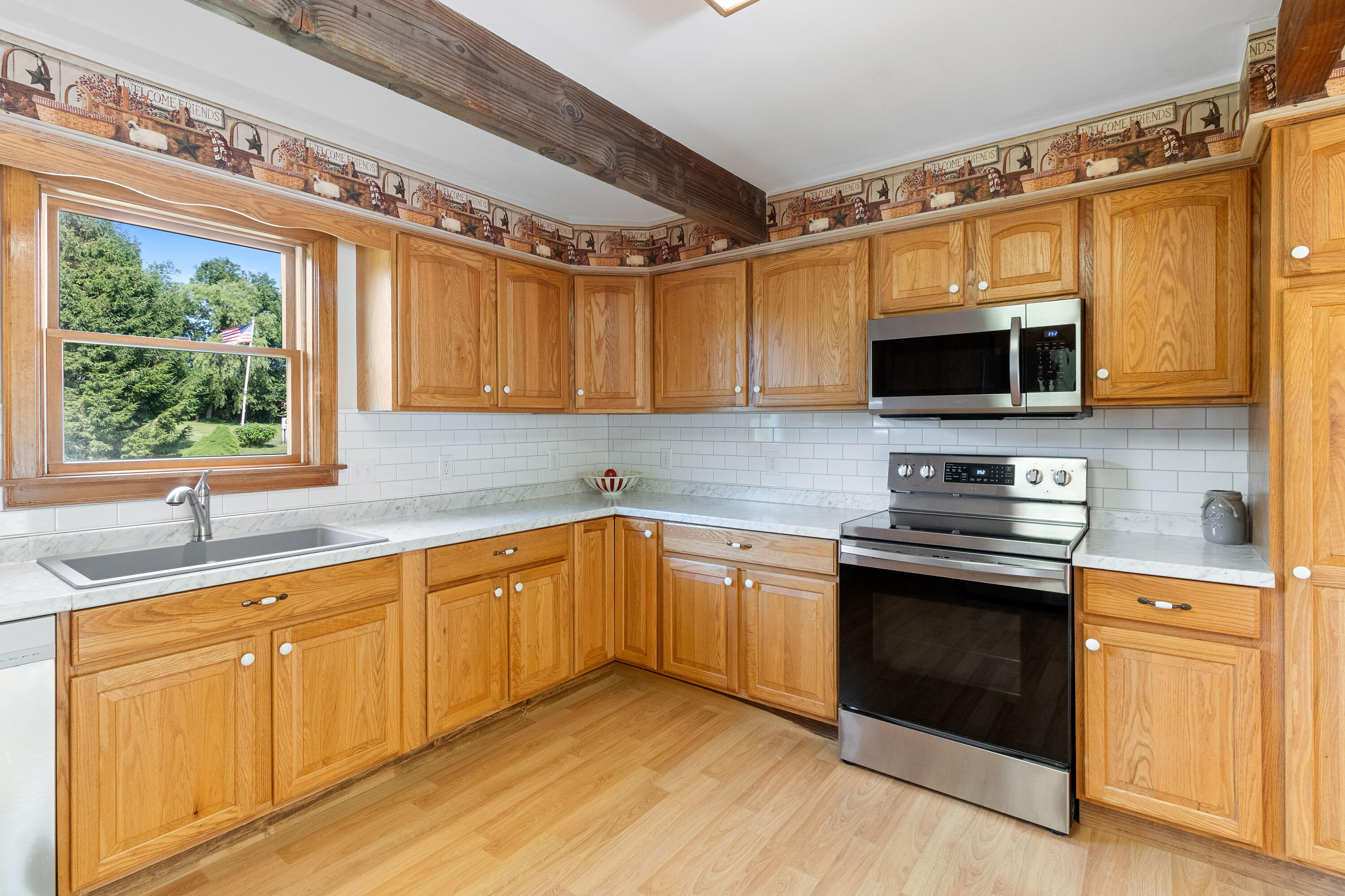 53 Bobolink Lane