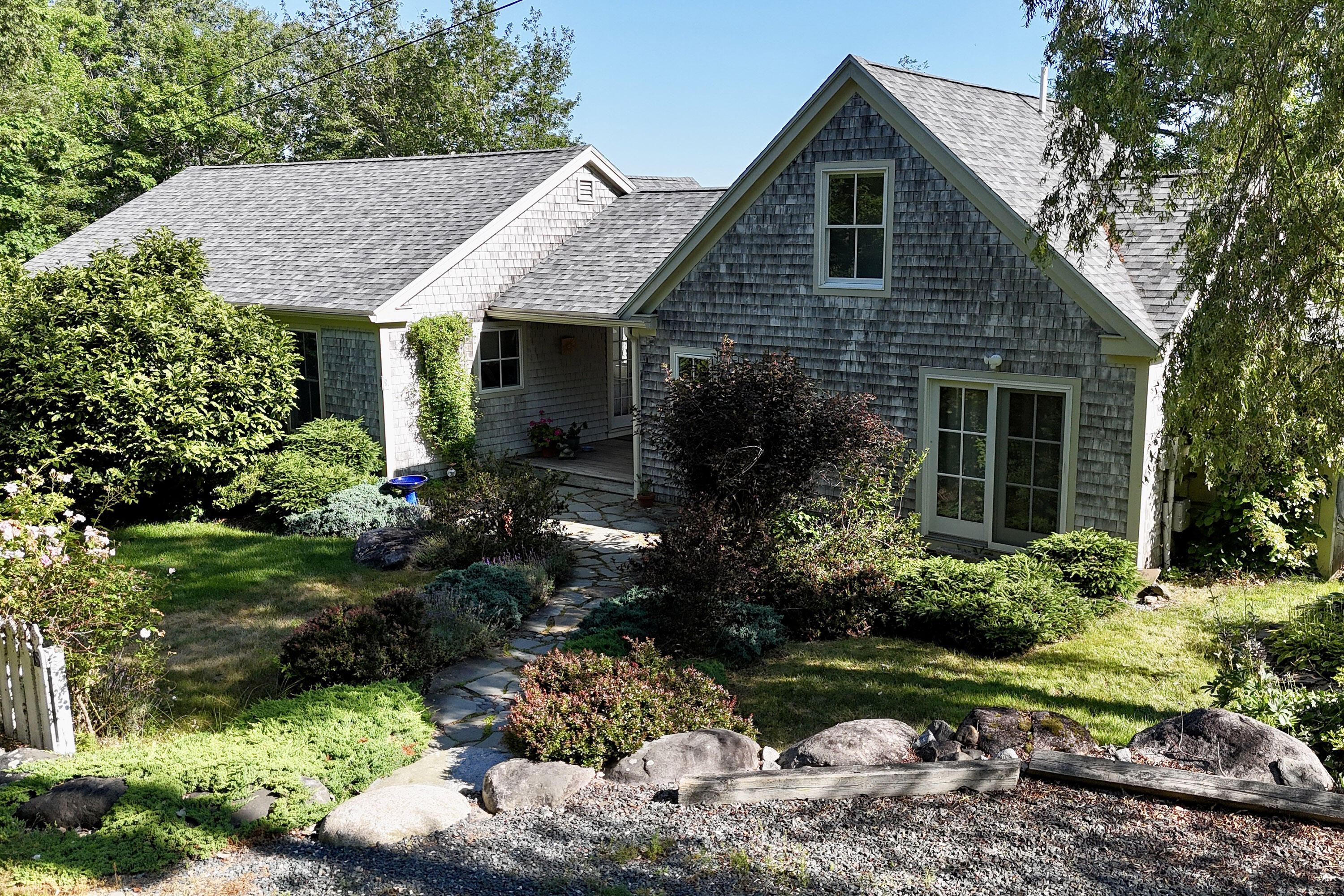 15 Doshen Place