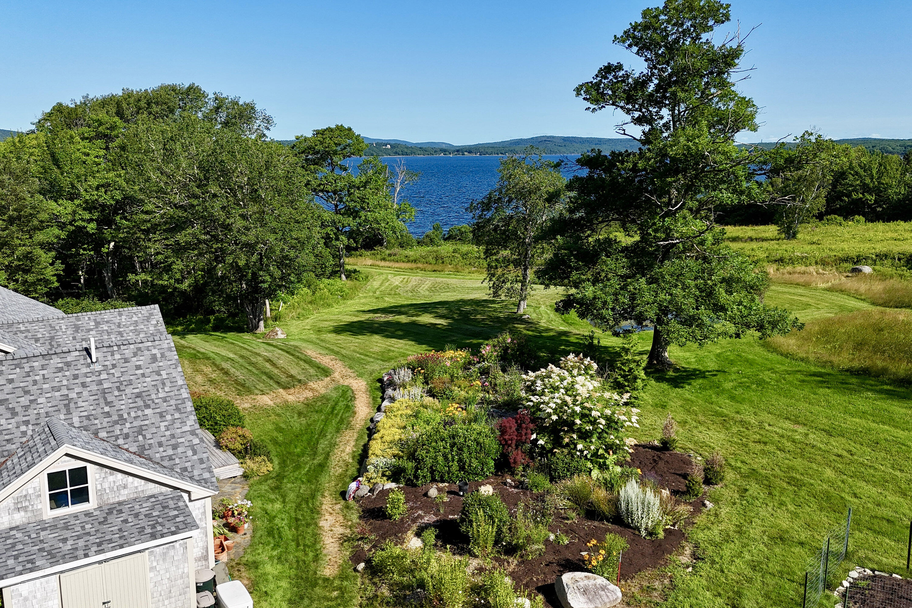 15 Doshen Place