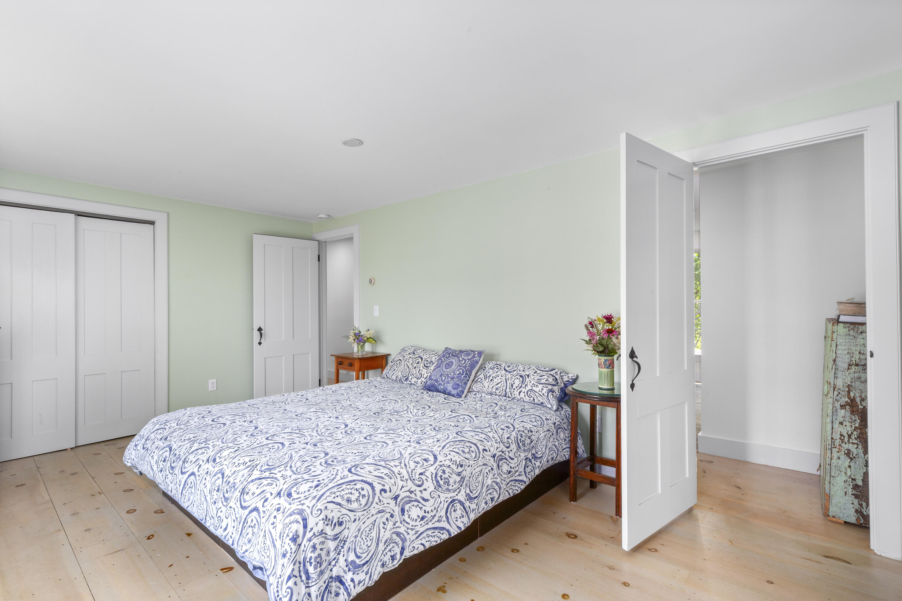 15 Doshen Place