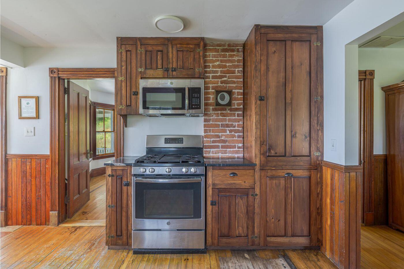 1580 Main Road