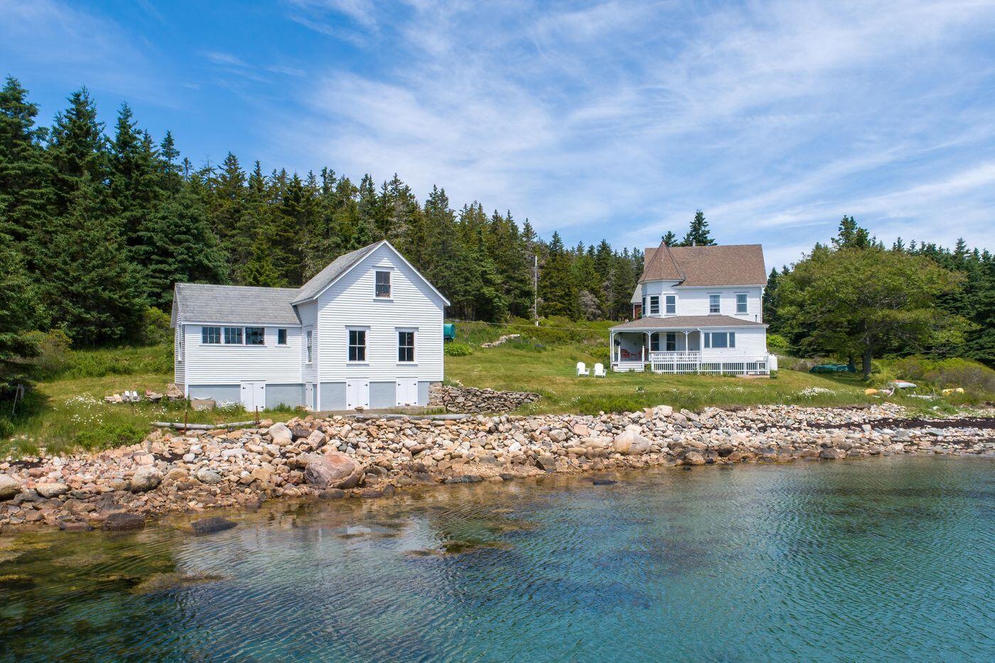 1580 Main Road