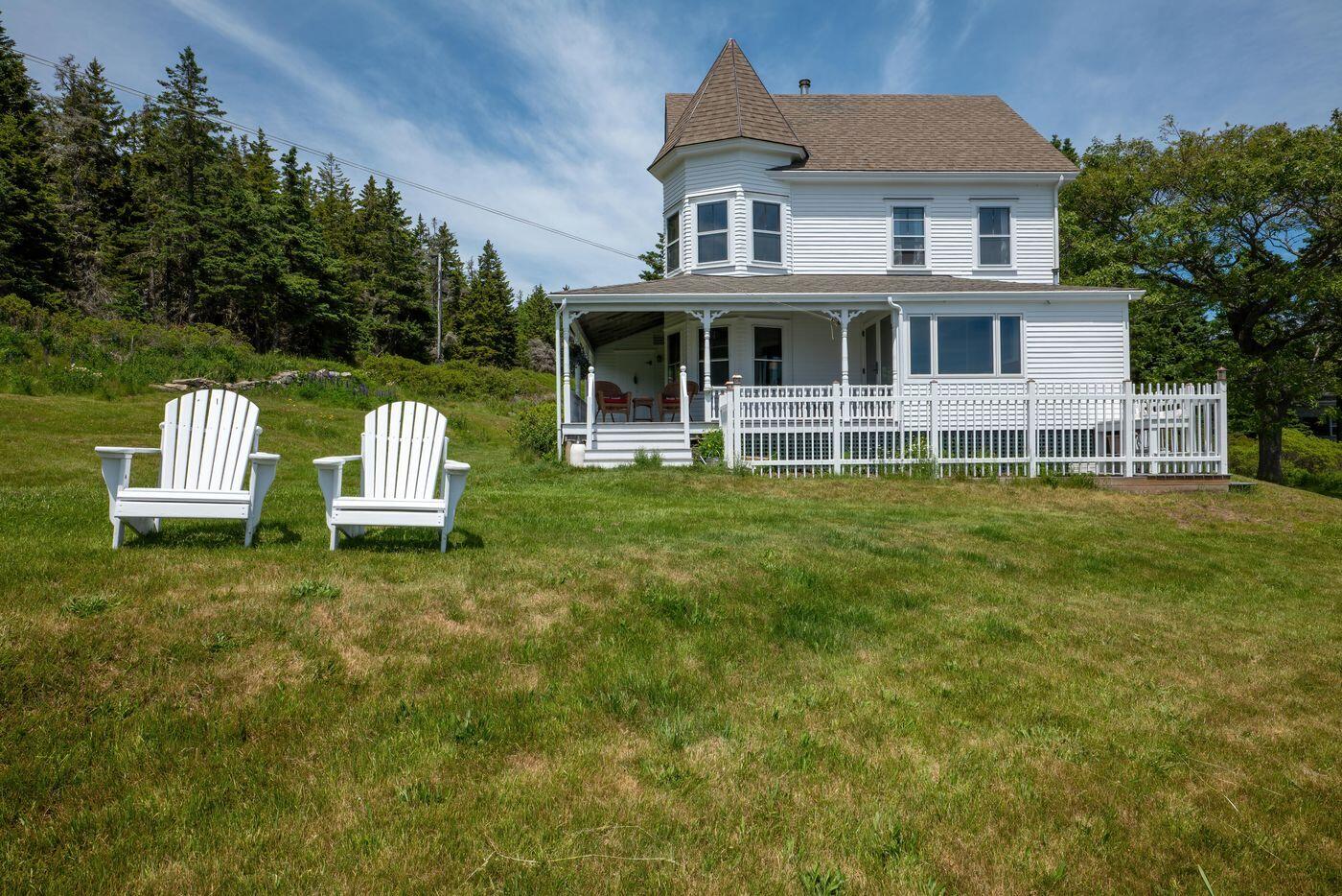 1580 Main Road