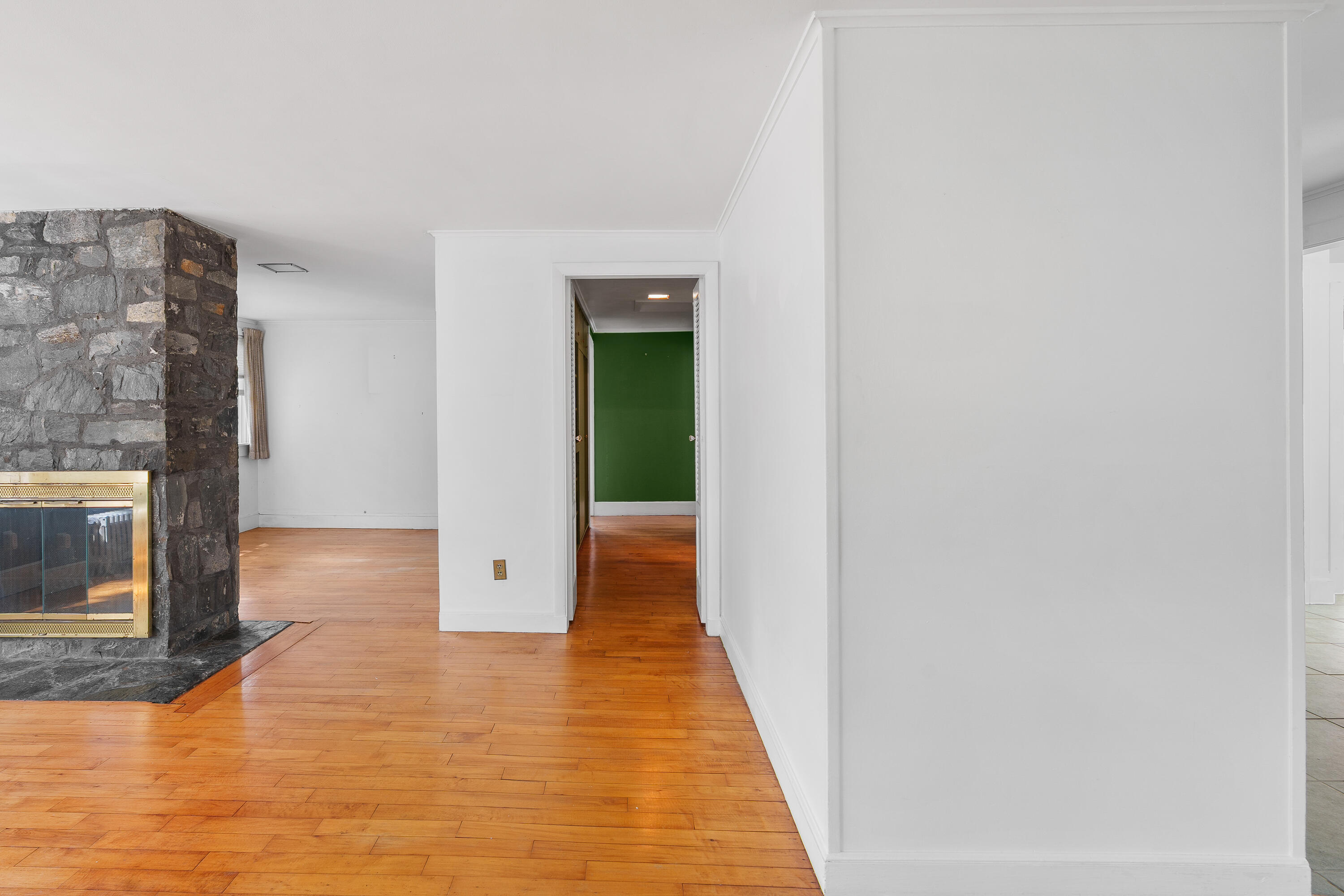 7 Rocky Knoll Road