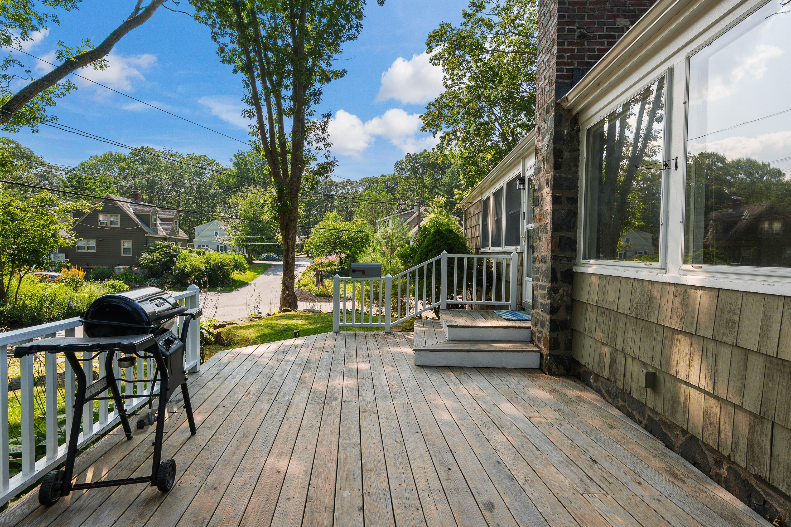 7 Rocky Knoll Road