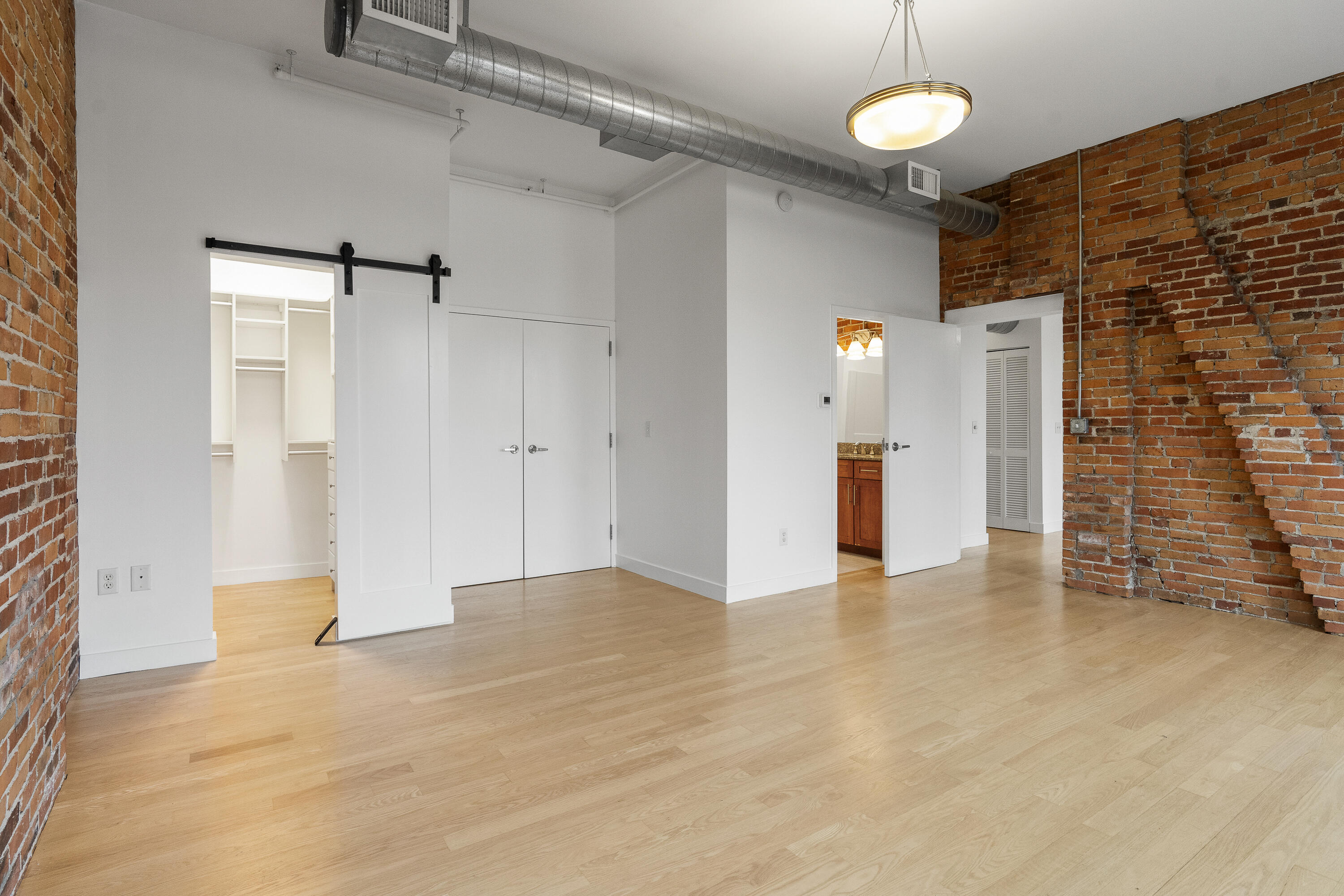 547 Congress Street 3B