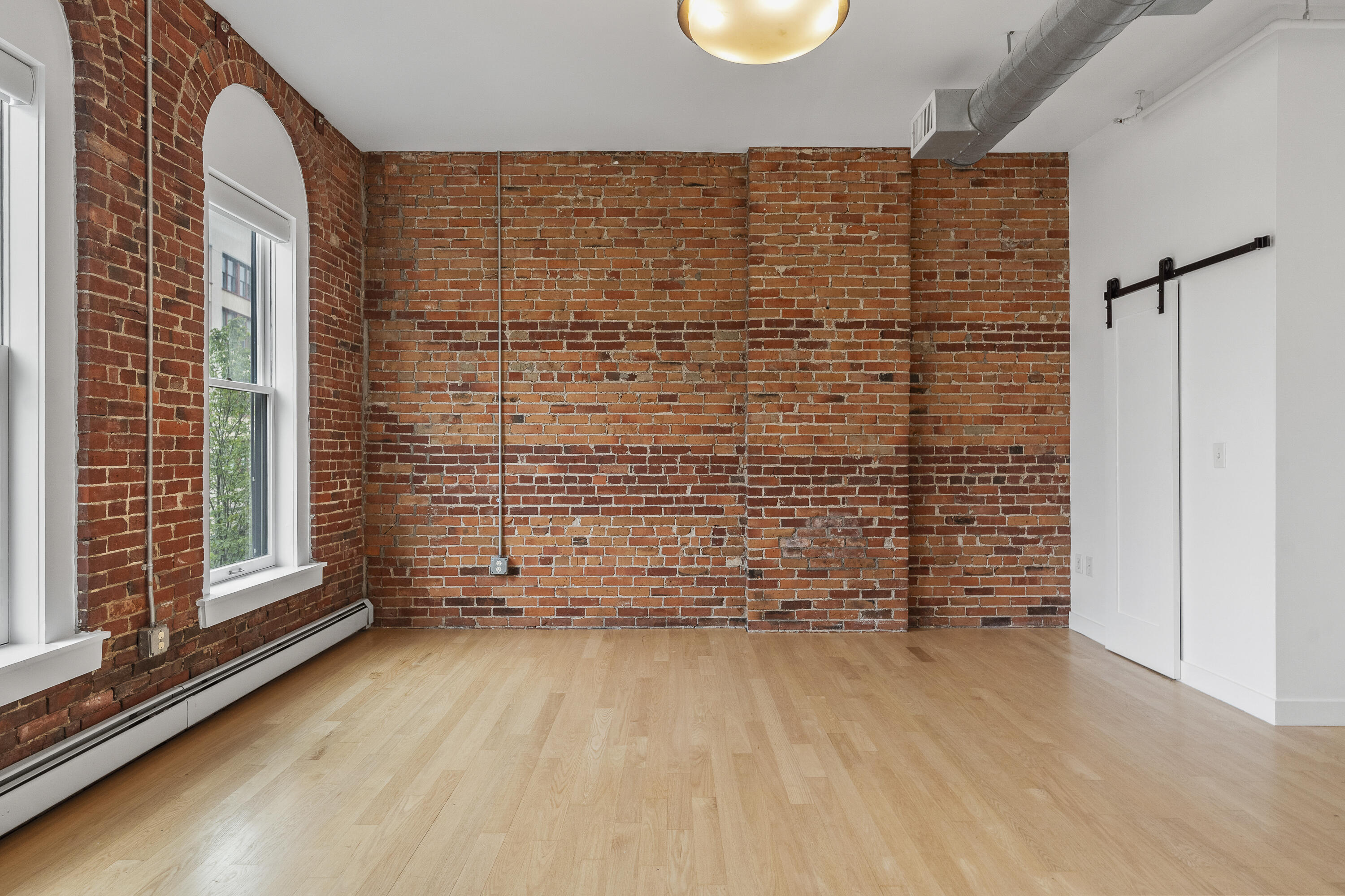 547 Congress Street 3B