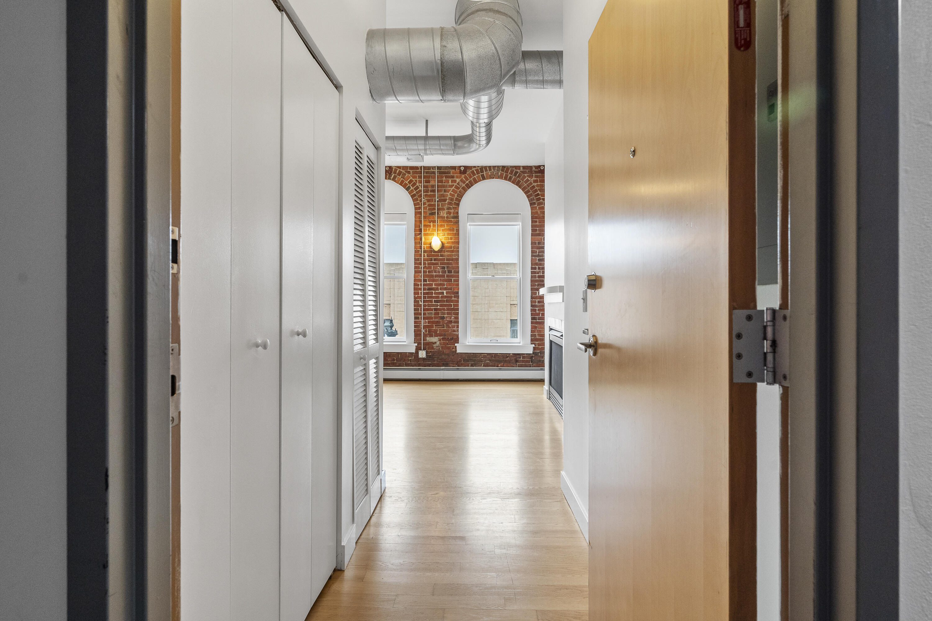 547 Congress Street 3B