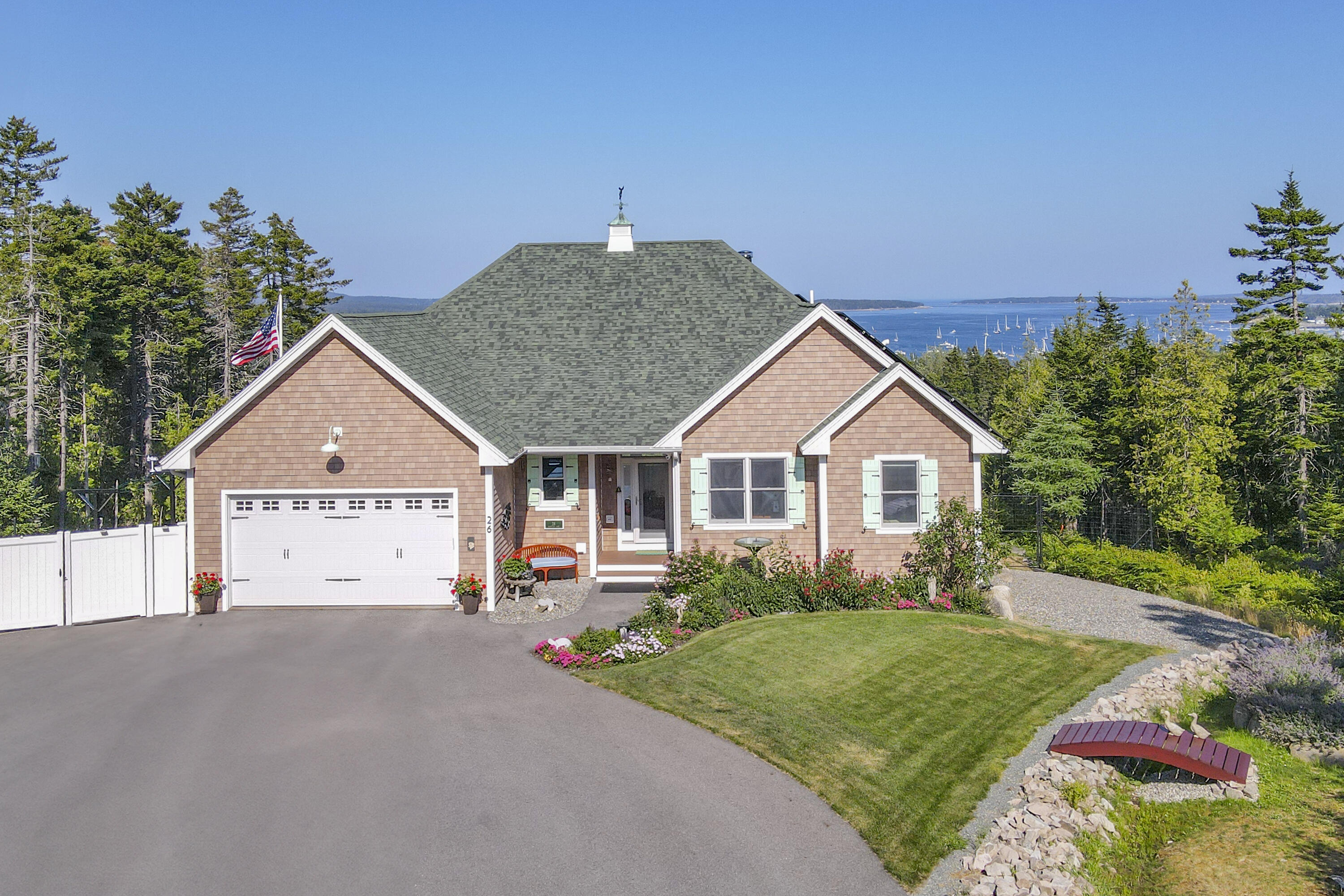 26 Eastview Lane