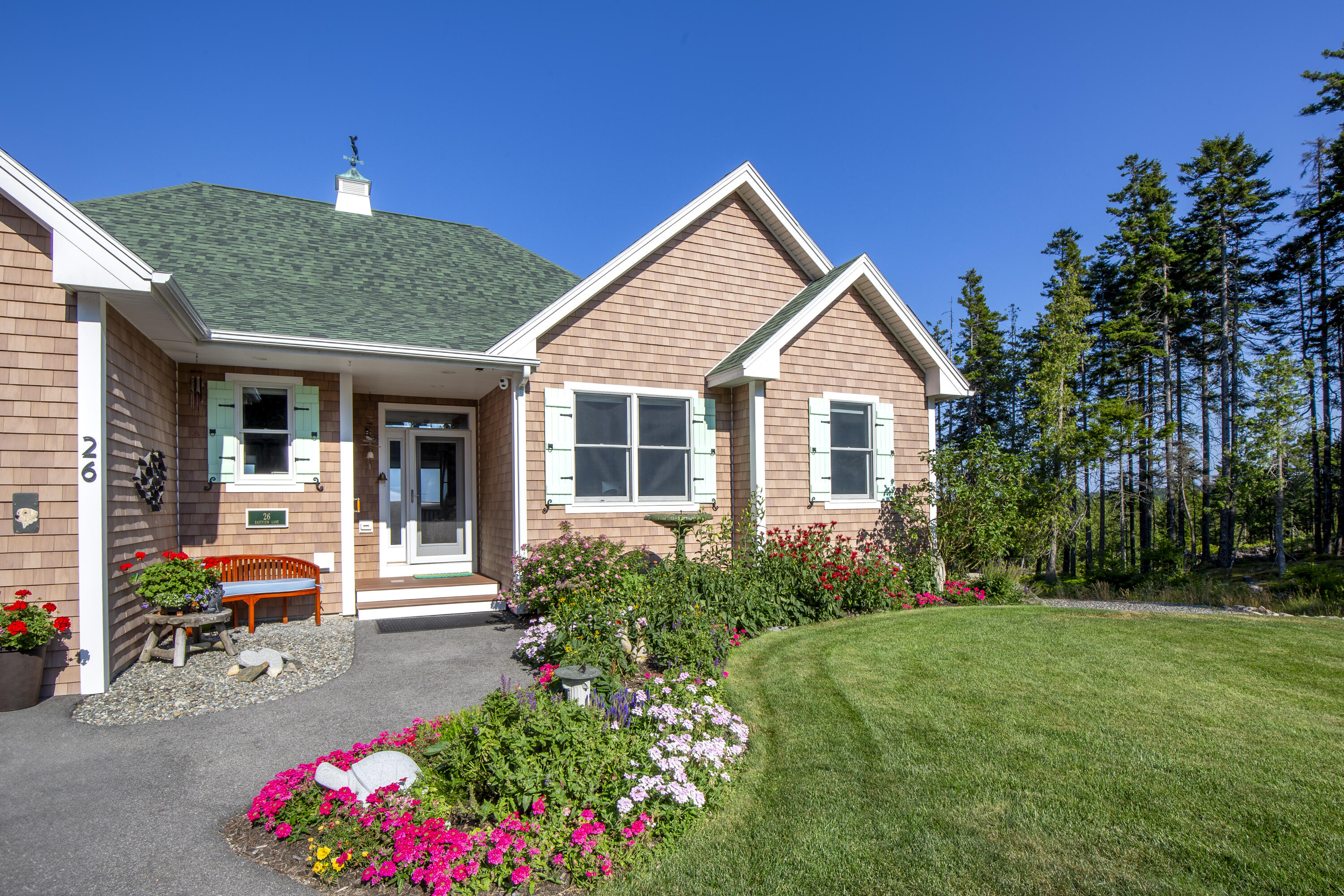 26 Eastview Lane