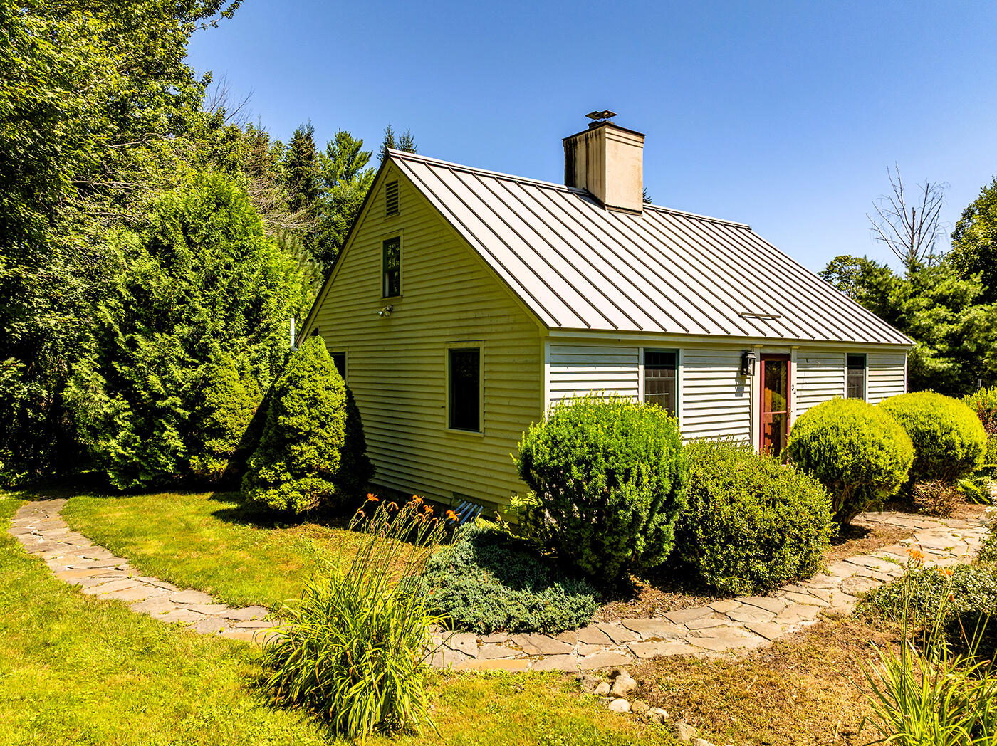 34 Curtis Avenue