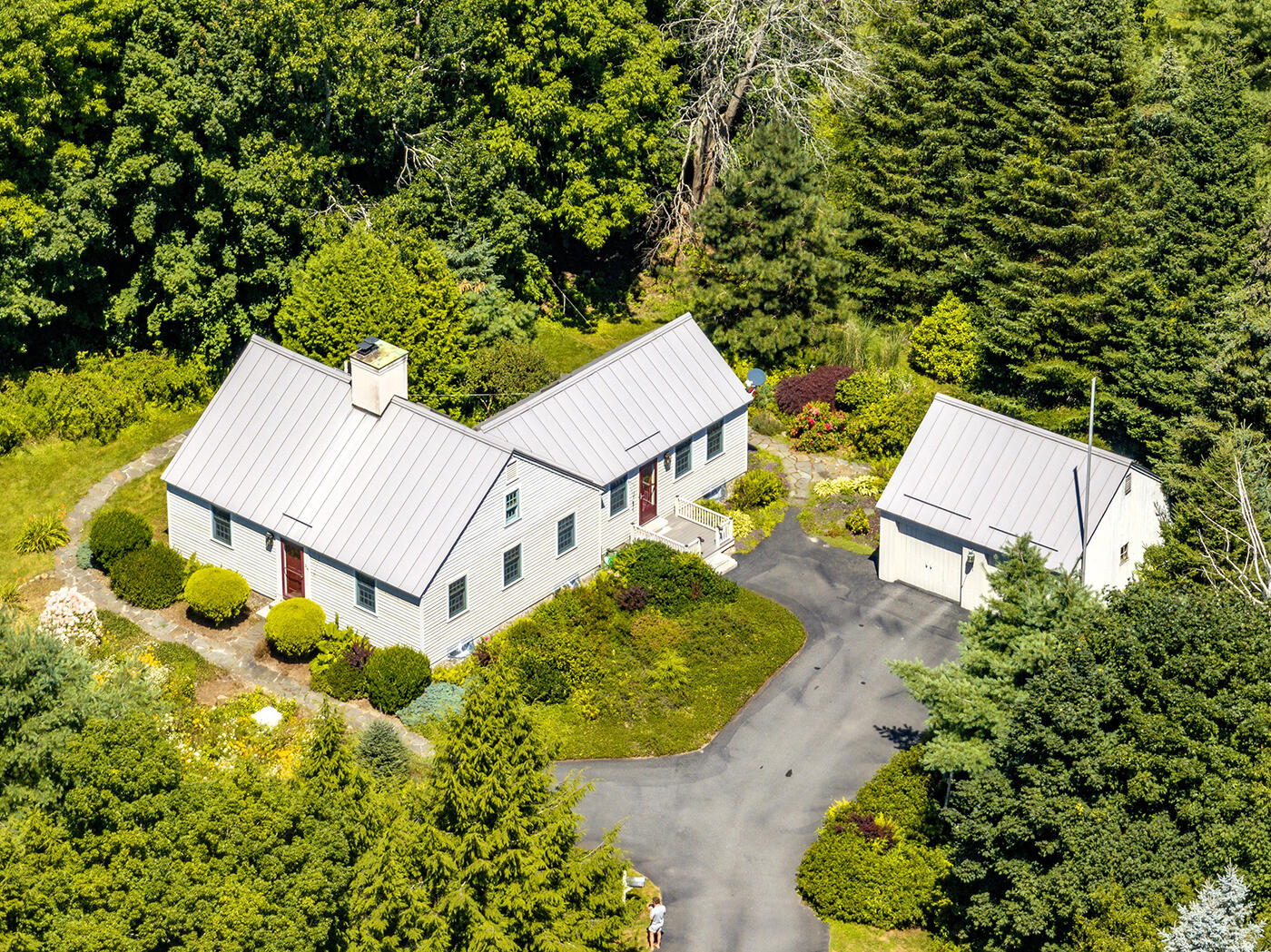 34 Curtis Avenue