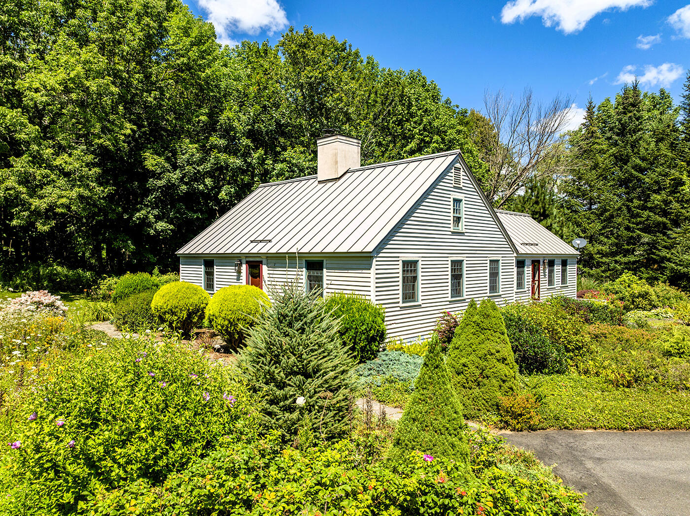 34 Curtis Avenue