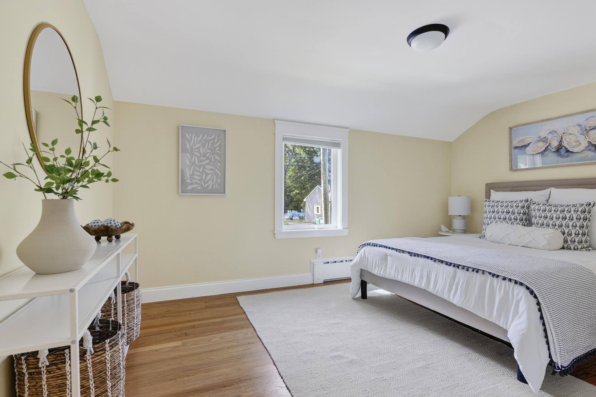 5 Pleasant Avenue