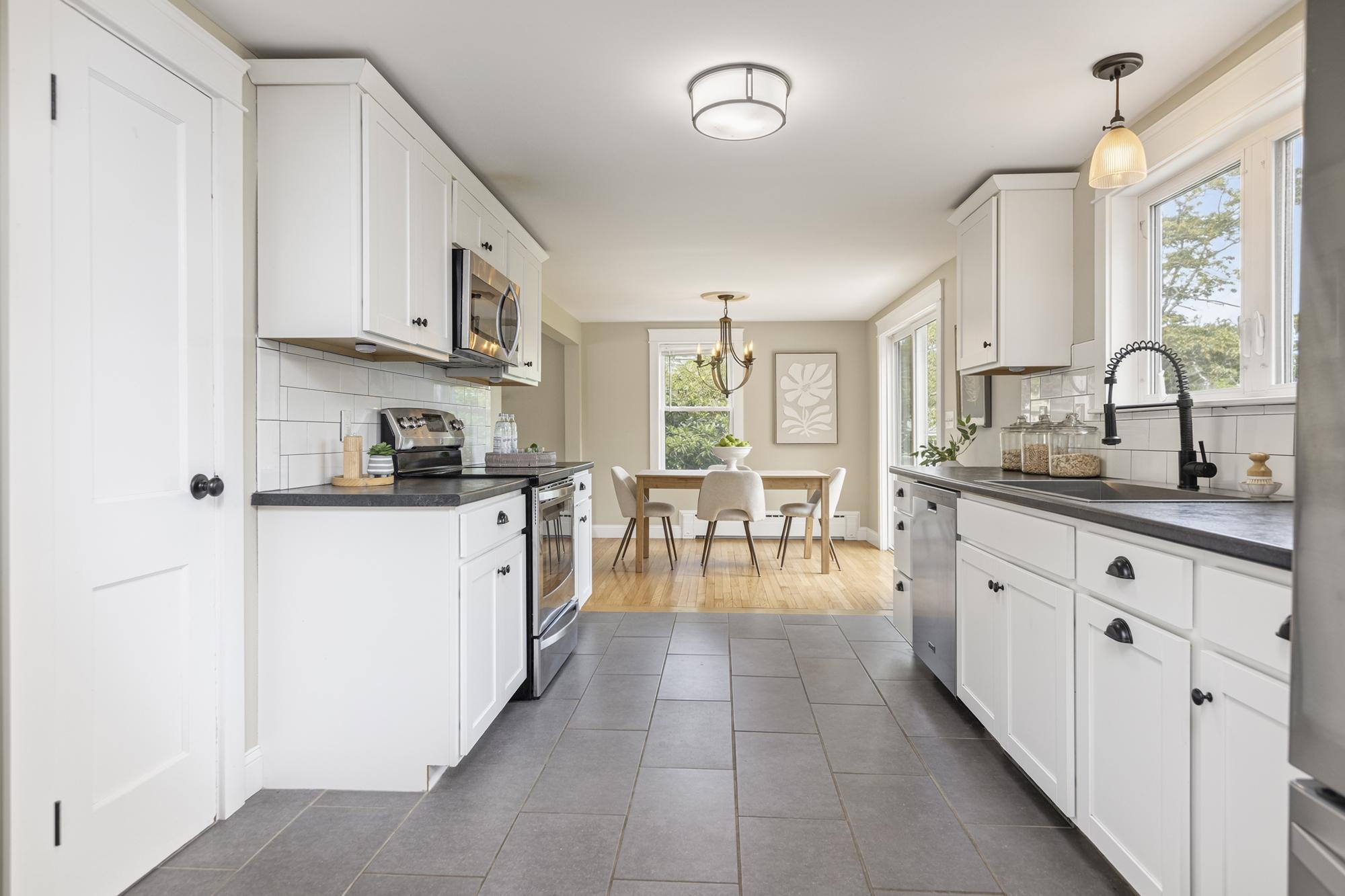 5 Pleasant Avenue