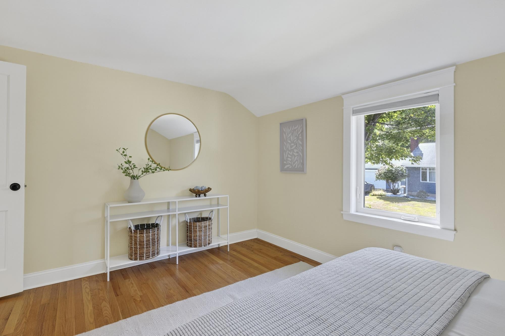 5 Pleasant Avenue