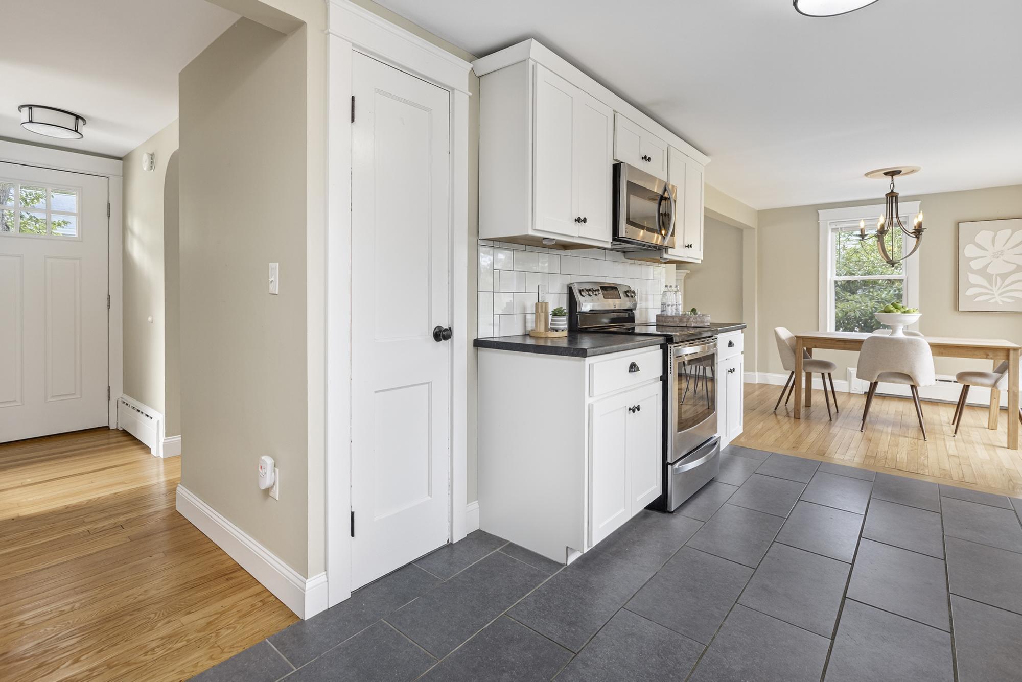 5 Pleasant Avenue