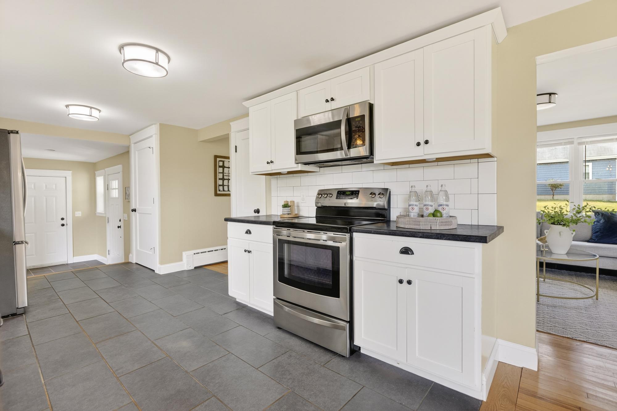 5 Pleasant Avenue