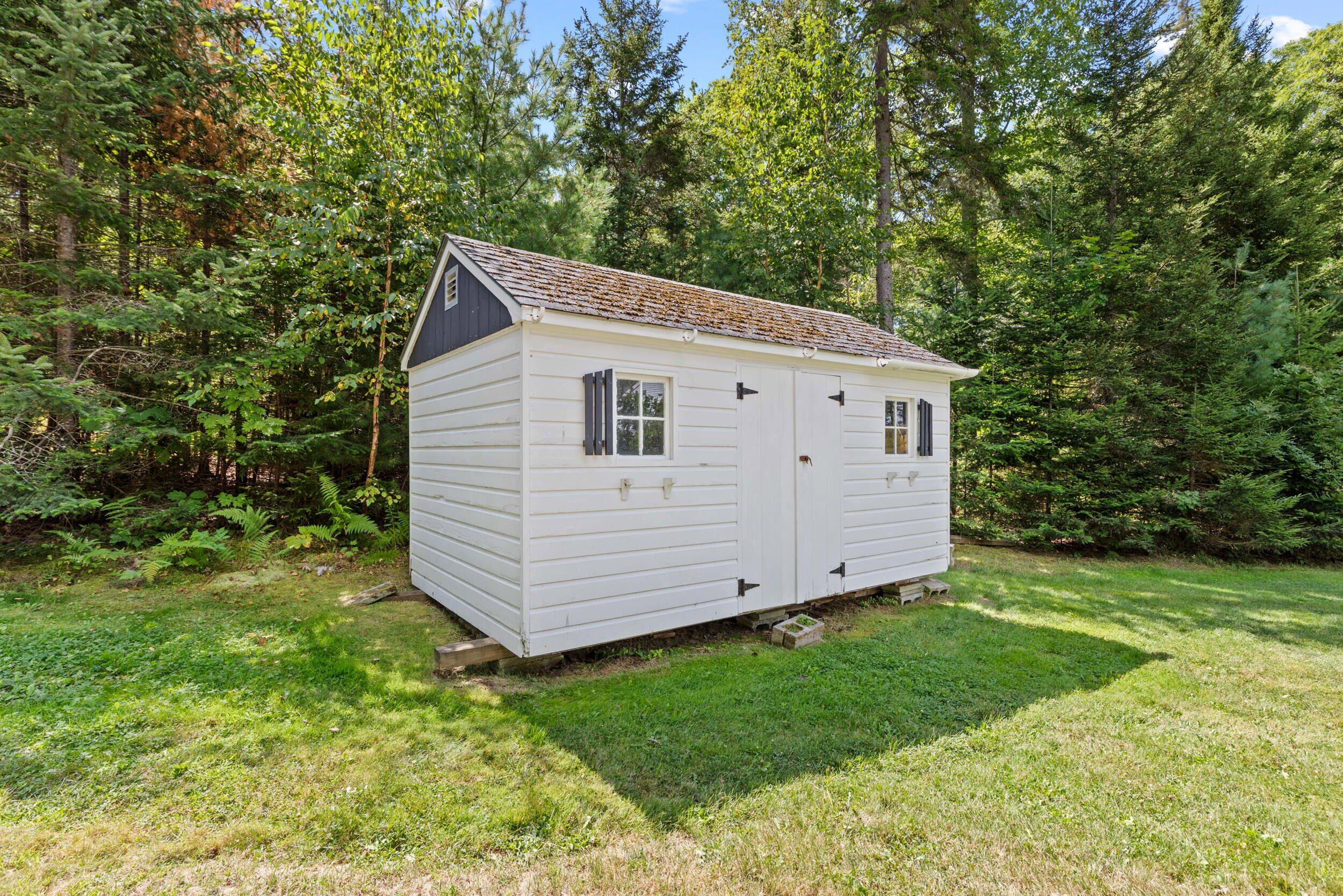 564 Mere Point Road