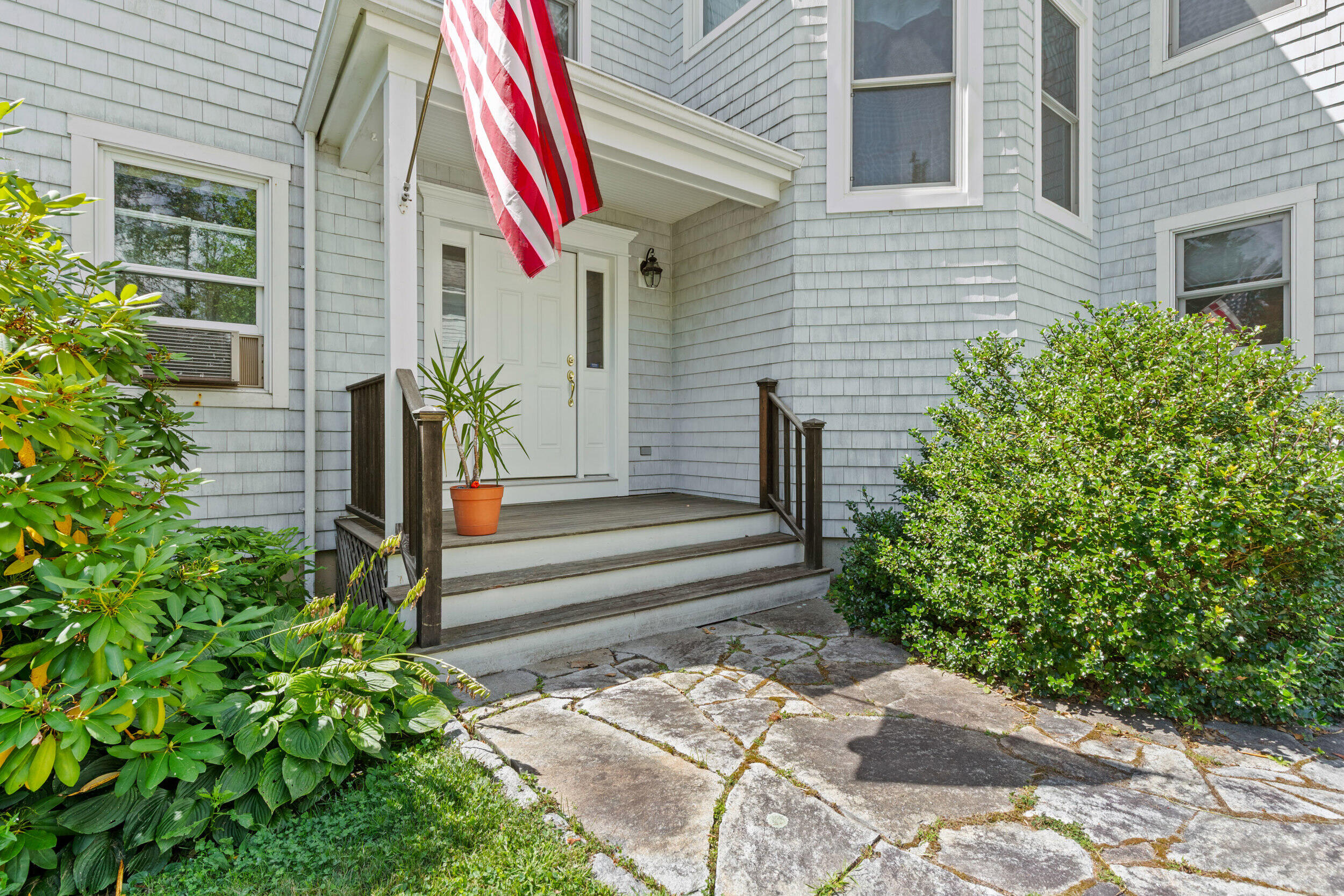 564 Mere Point Road