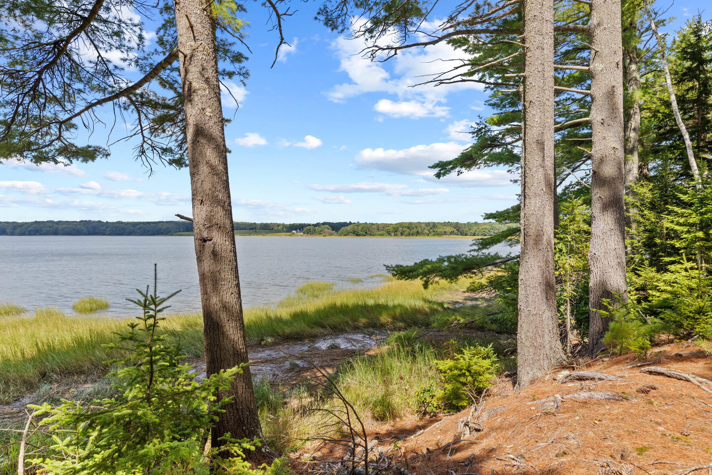 564 Mere Point Road